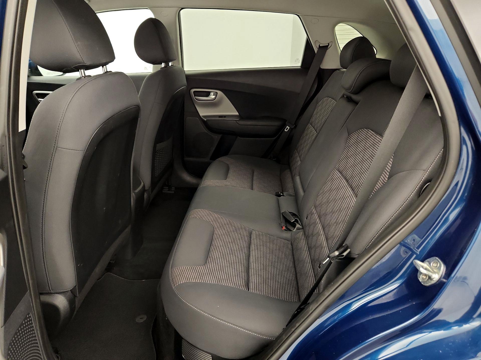 Thumbnail: 2019 Kia Niro - 19