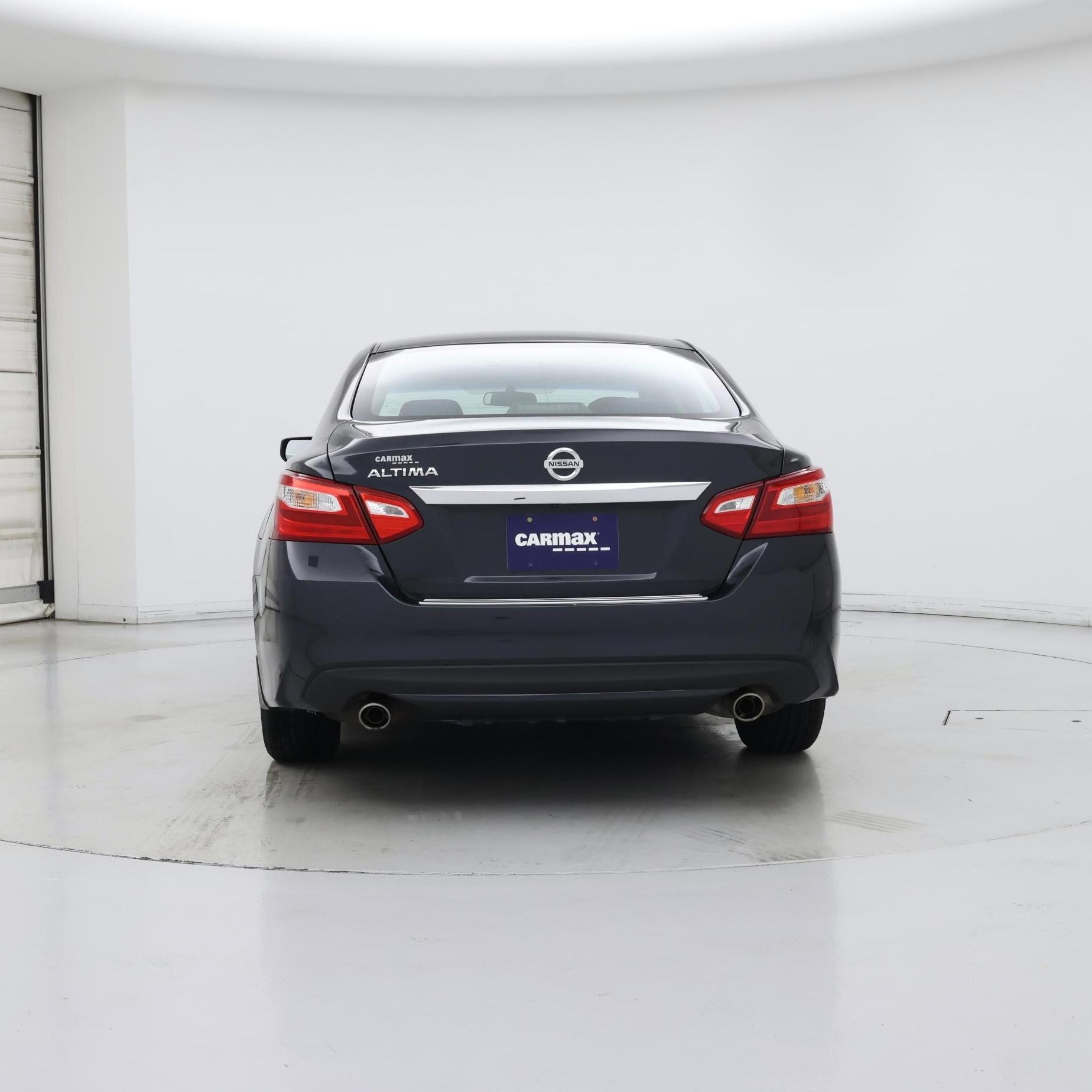 Thumbnail: 2017 Nissan Altima - 6