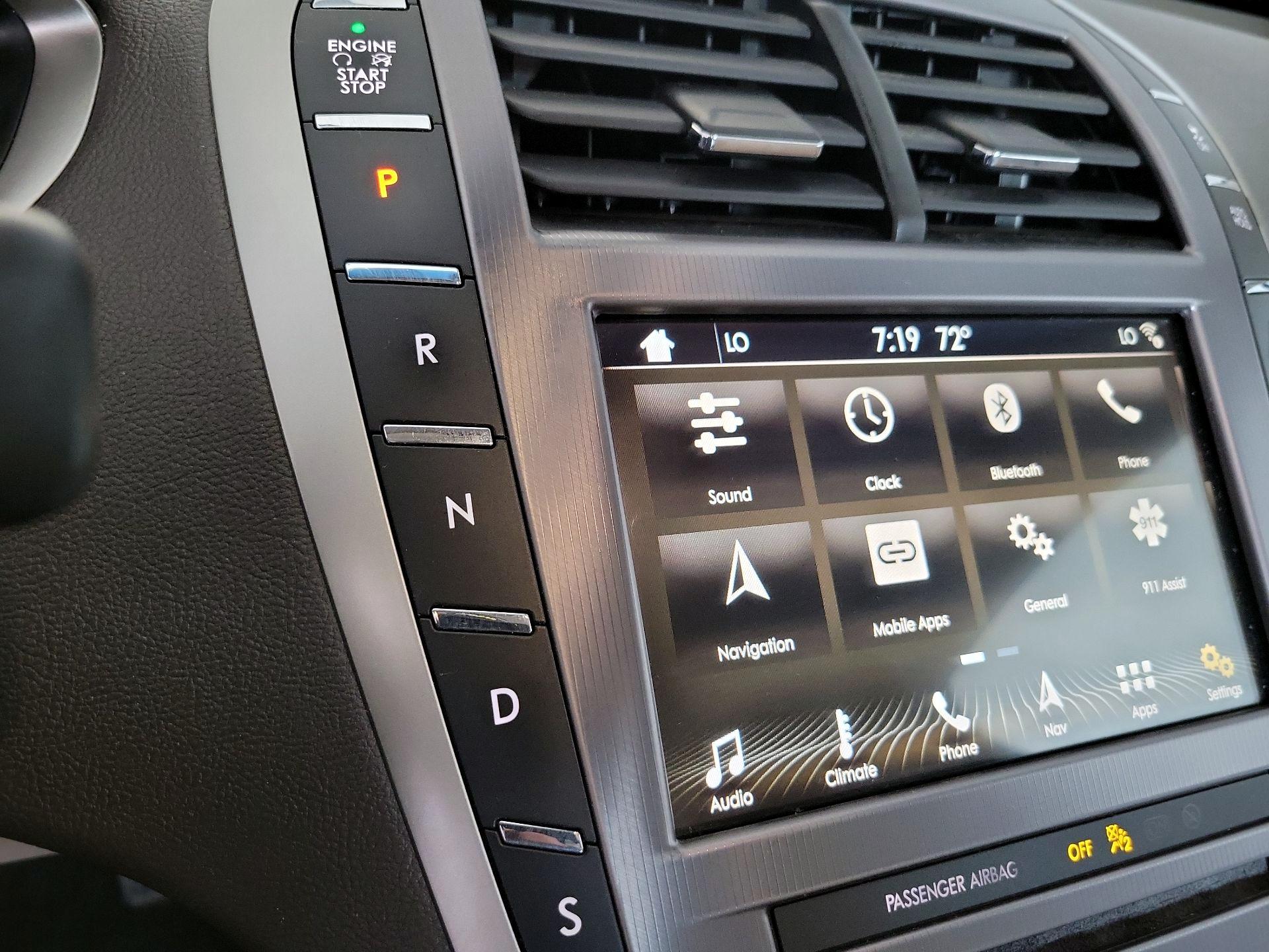 Thumbnail: 2018 Lincoln MKZ - 18