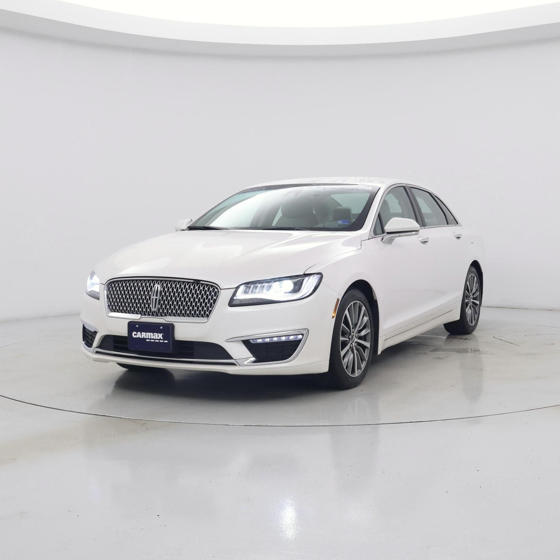 Thumbnail: 2018 Lincoln MKZ - 4