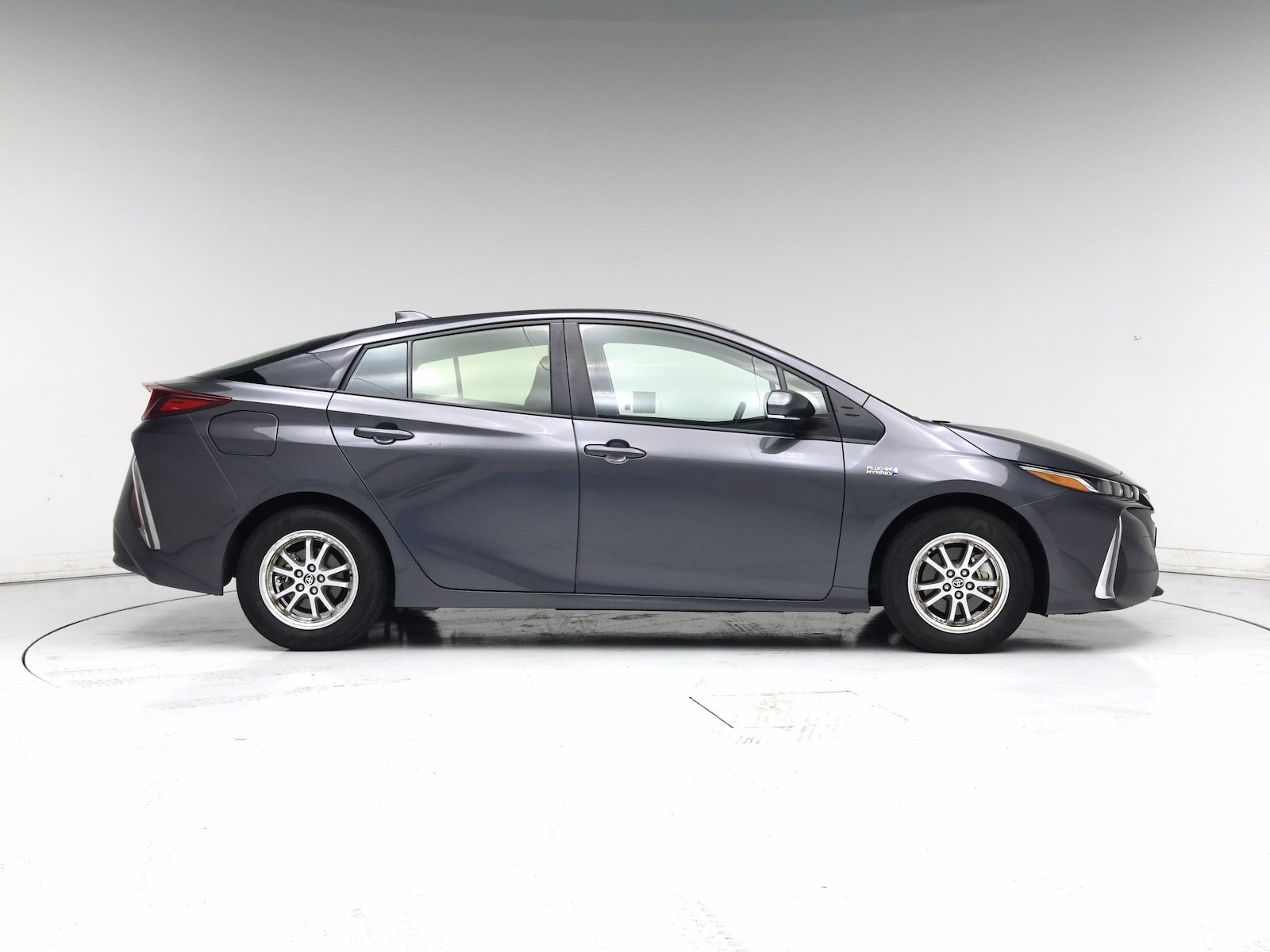 2022 Toyota Prius Prime LE - Photo 8