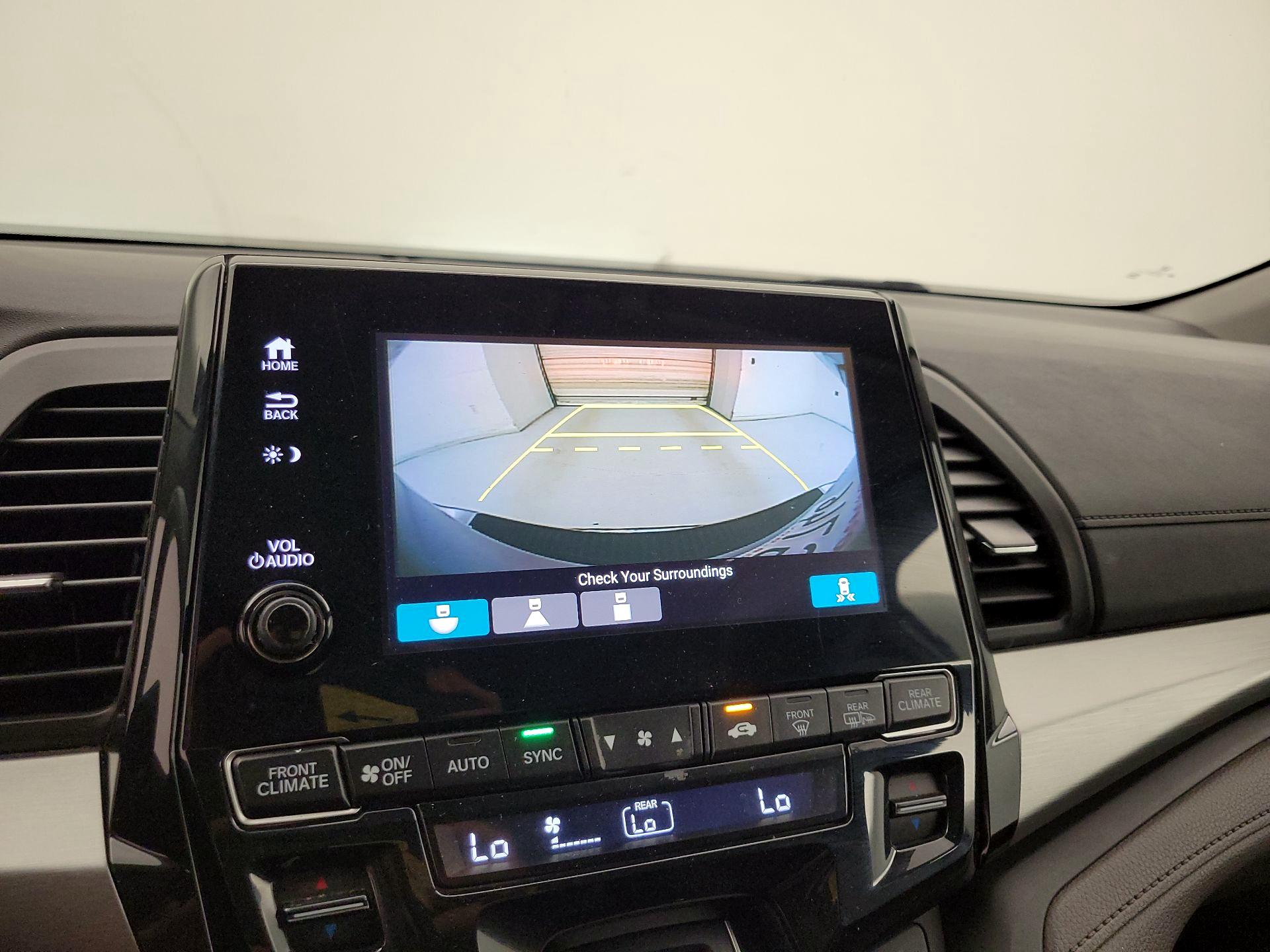 Thumbnail: 2019 Honda Odyssey - 14