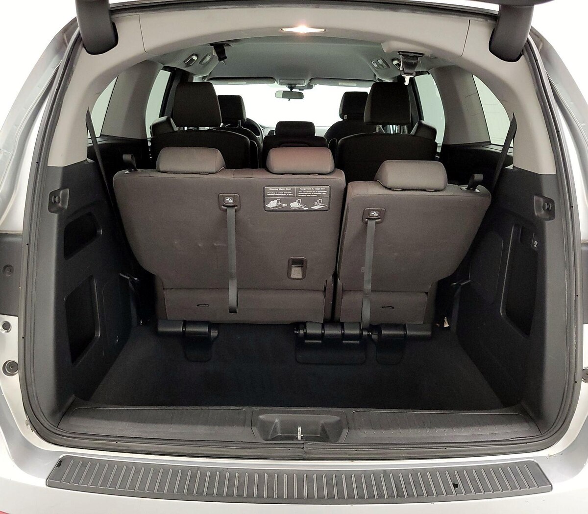 Trunk/Cargo (Seats Up)