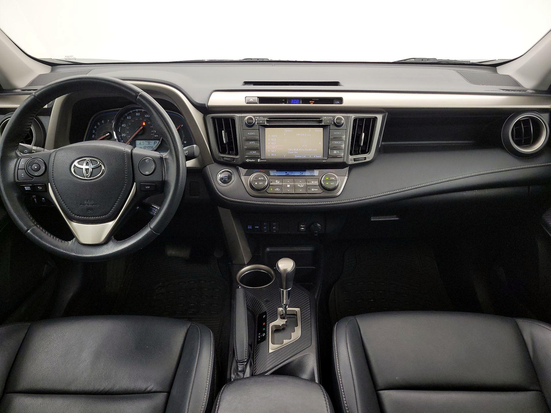 Thumbnail: 2015 Toyota RAV4 - 9