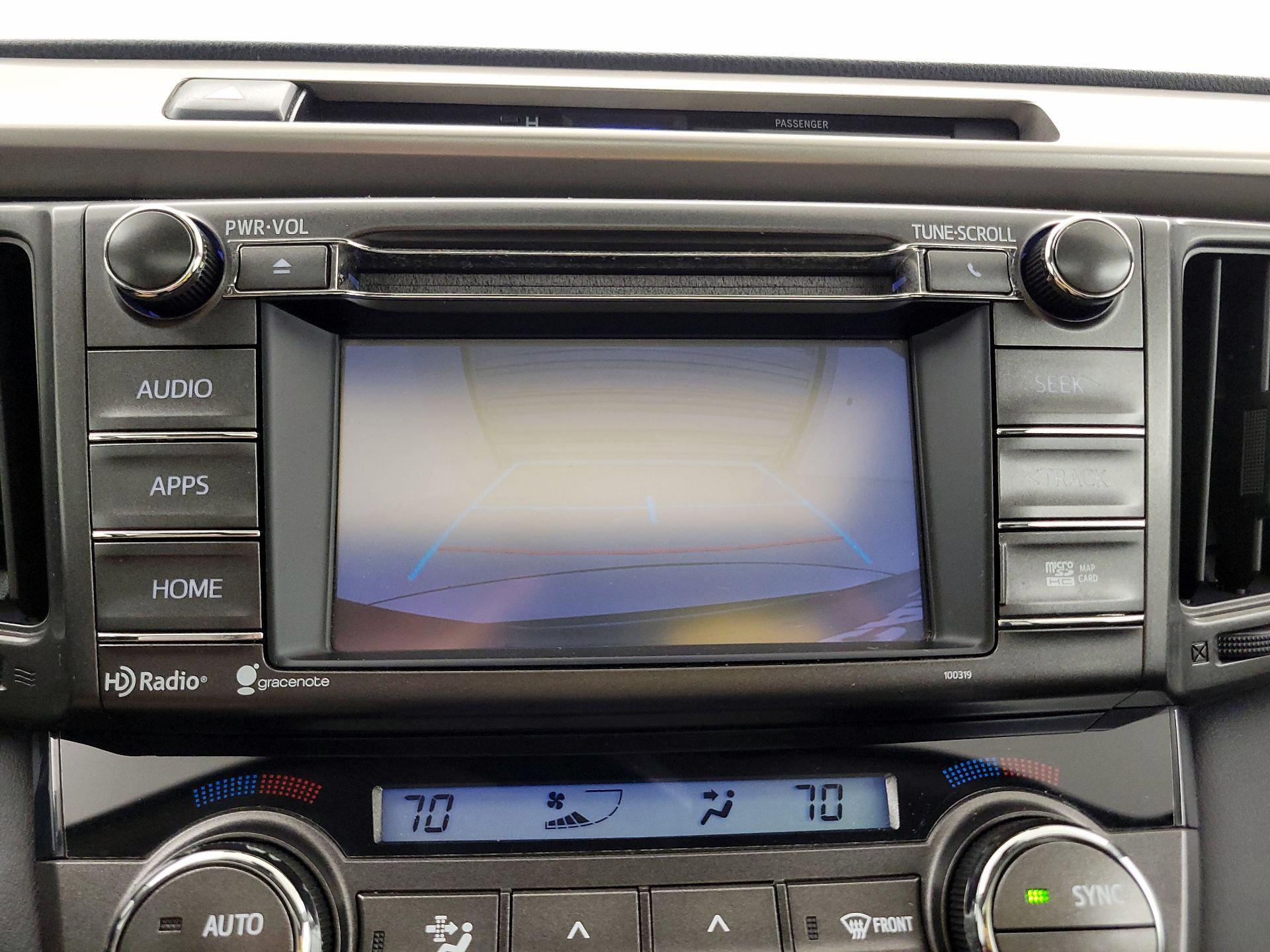Thumbnail: 2015 Toyota RAV4 - 14