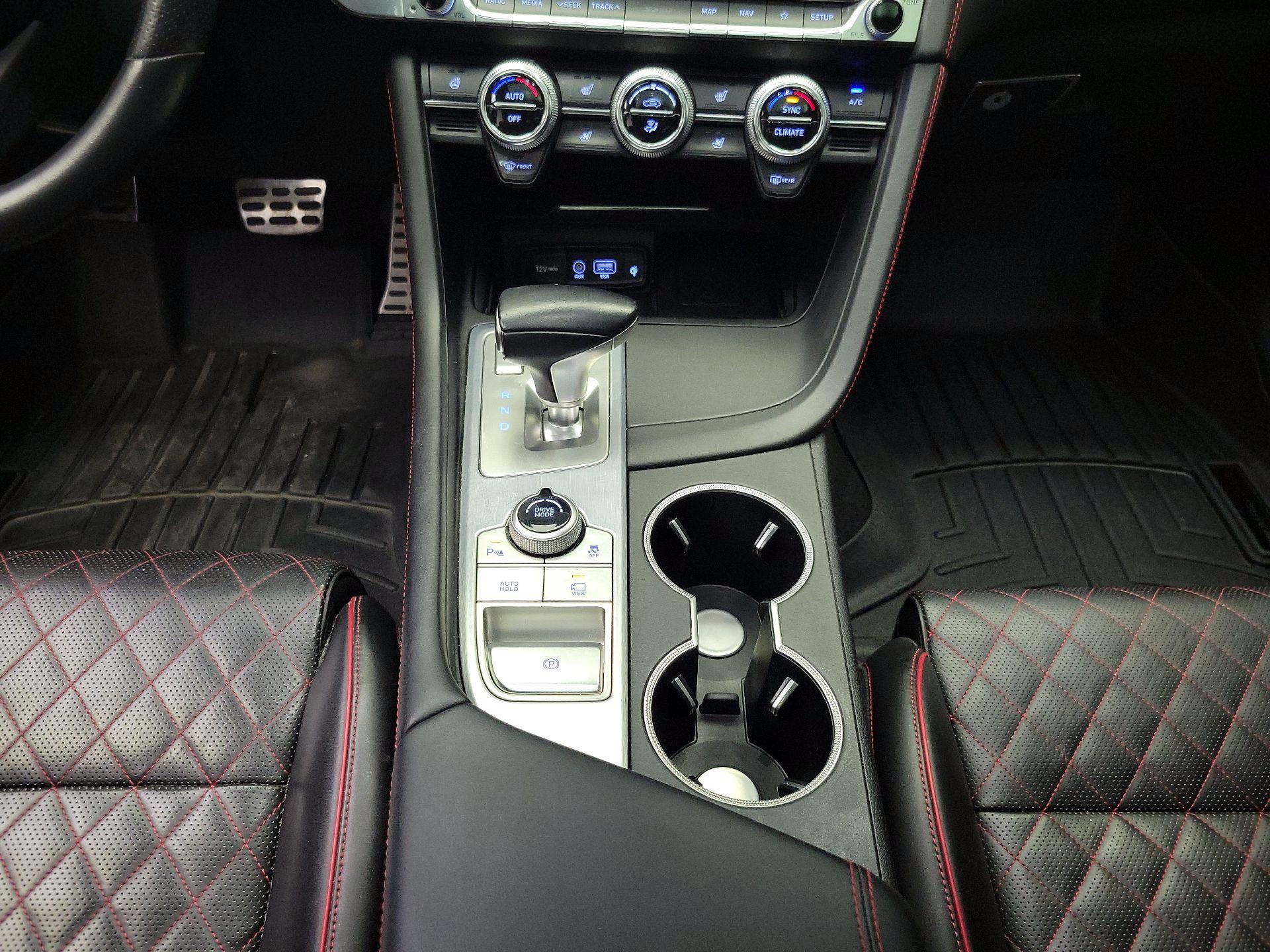 Thumbnail: 2021 Genesis G70 - 18