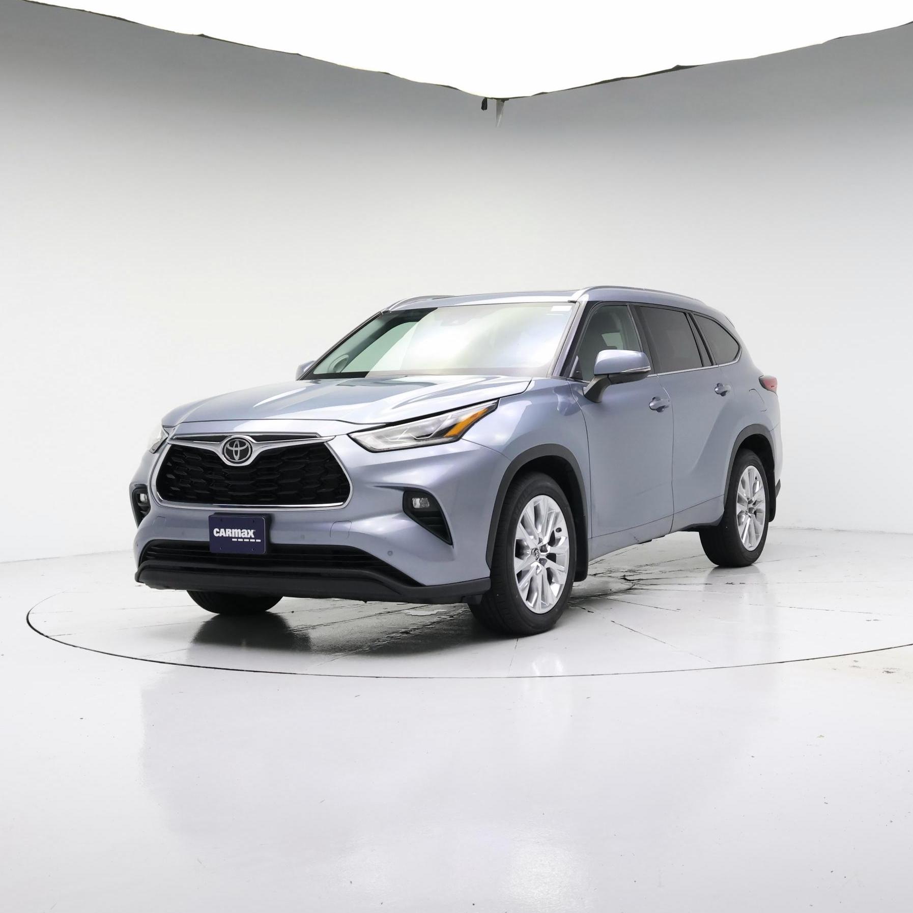 Thumbnail: 2021 Toyota Highlander - 4