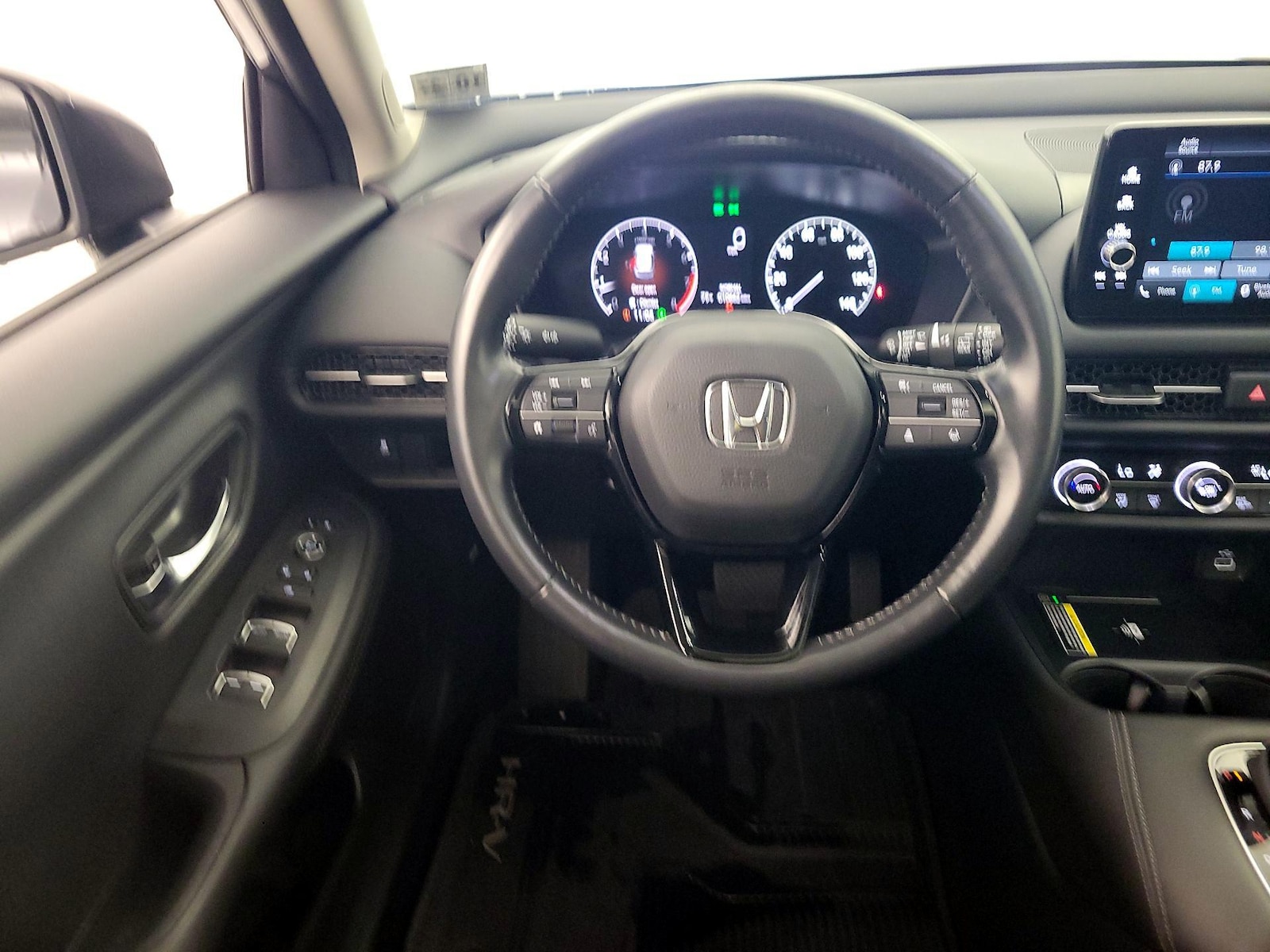 2023 Honda HR-V EX-L - Photo 11