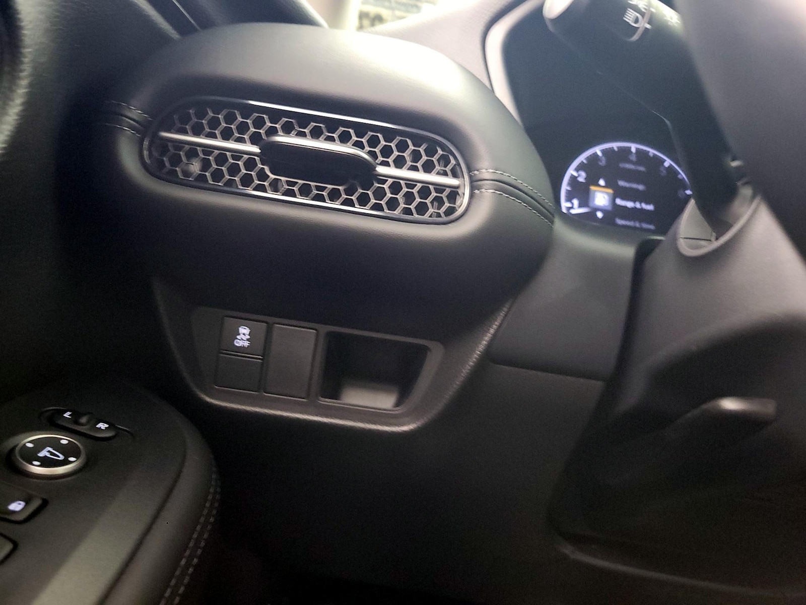 2023 Honda HR-V EX-L - Photo 14