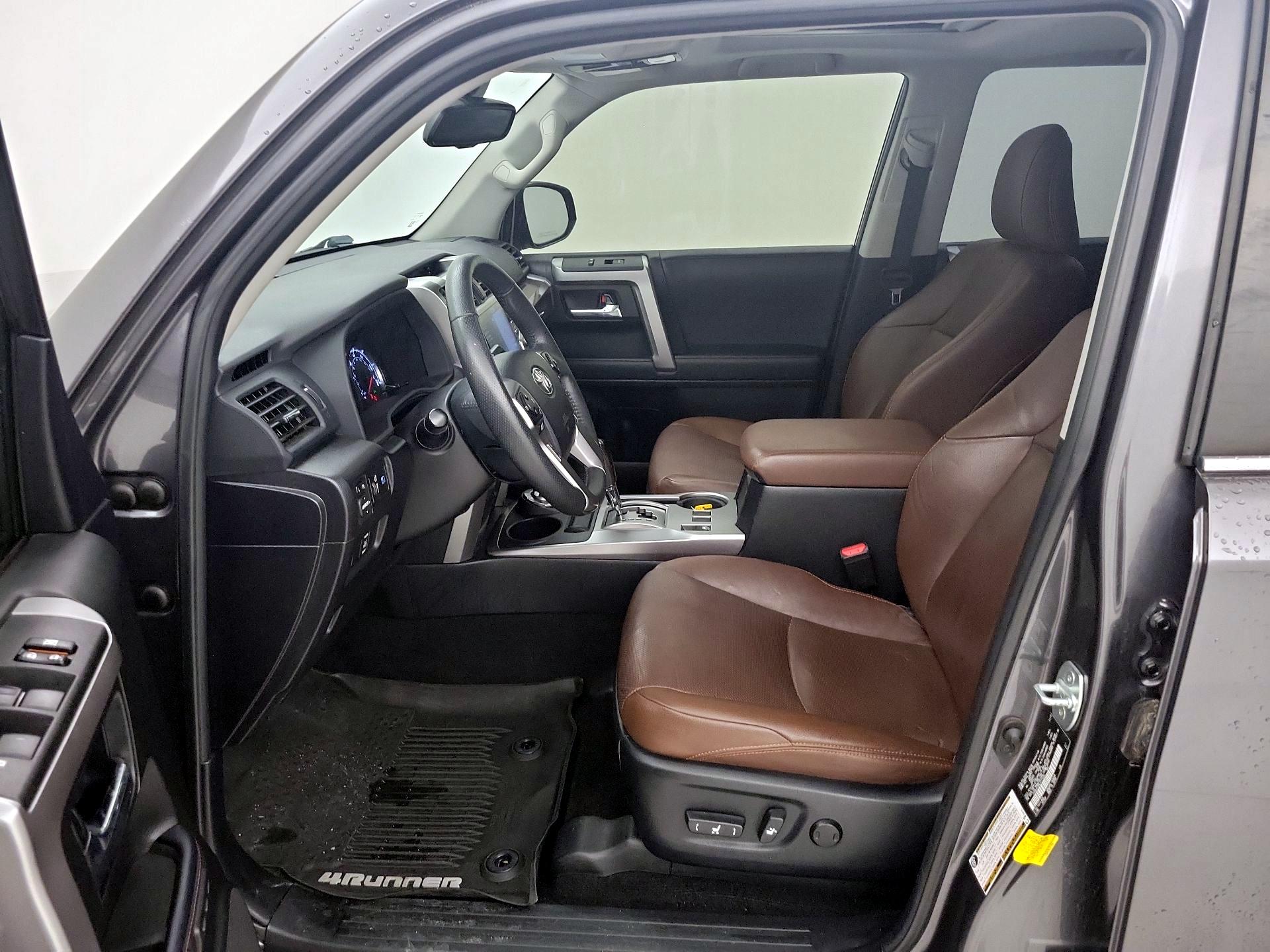 Thumbnail: 2020 Toyota 4Runner - 11