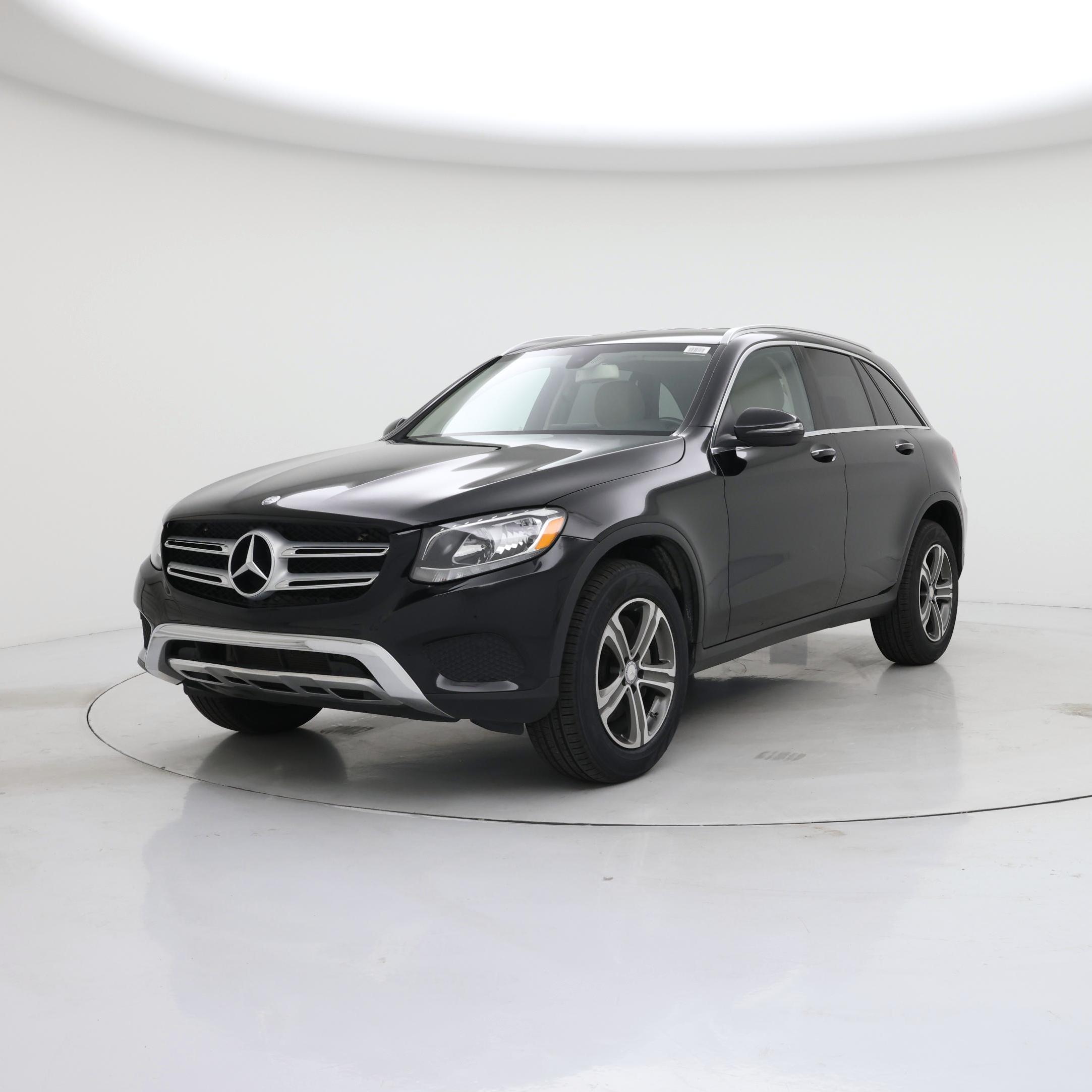 Thumbnail: 2017 Mercedes-Benz GLC - 4