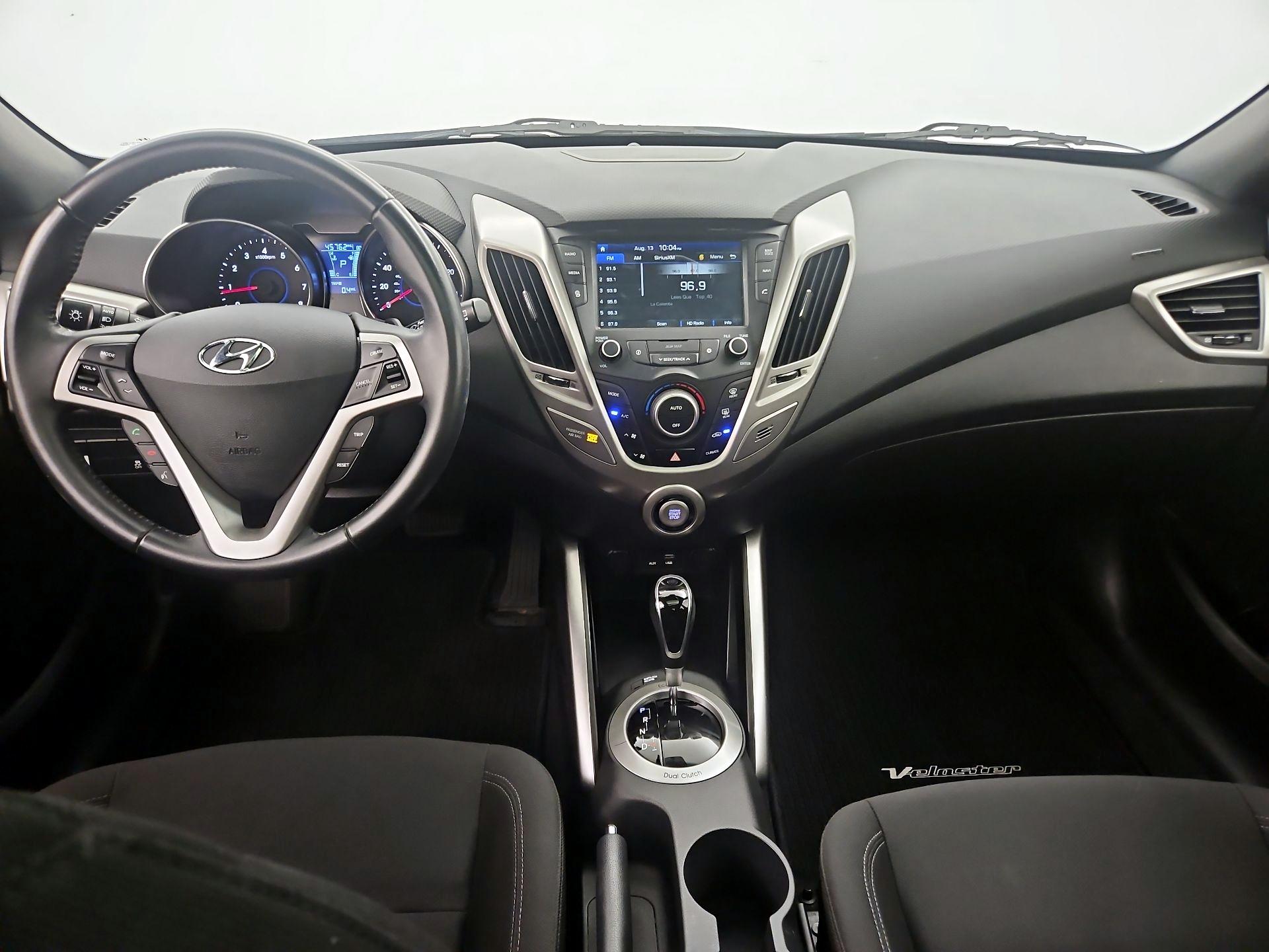 Thumbnail: 2017 Hyundai Veloster - 9