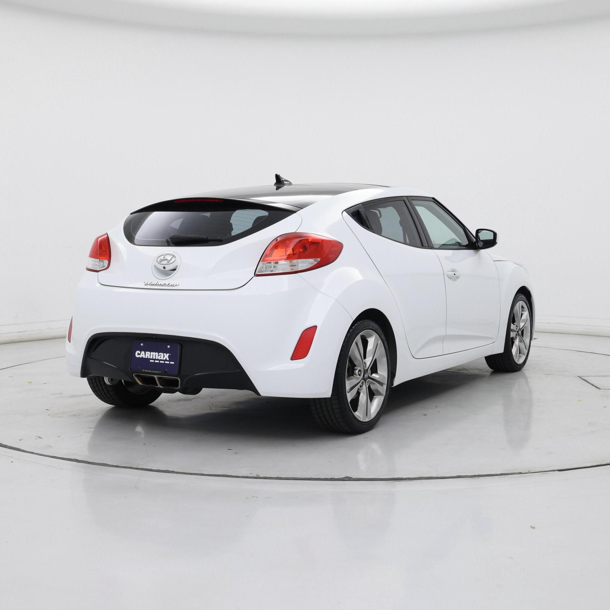 Thumbnail: 2017 Hyundai Veloster - 8