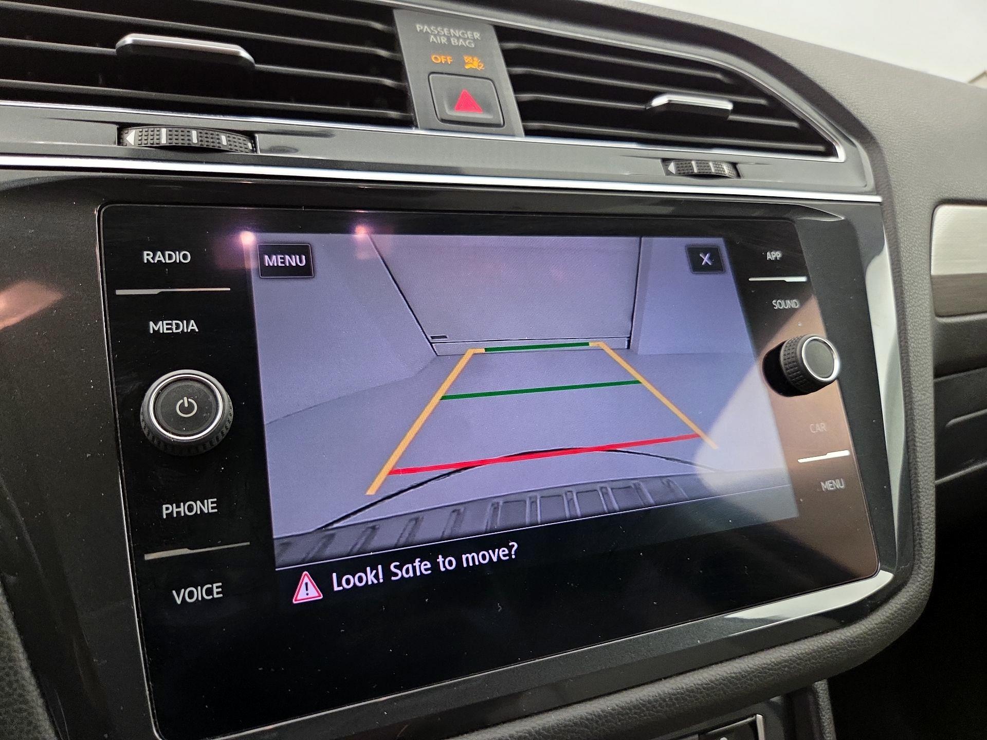 Thumbnail: 2019 Volkswagen Tiguan - 14