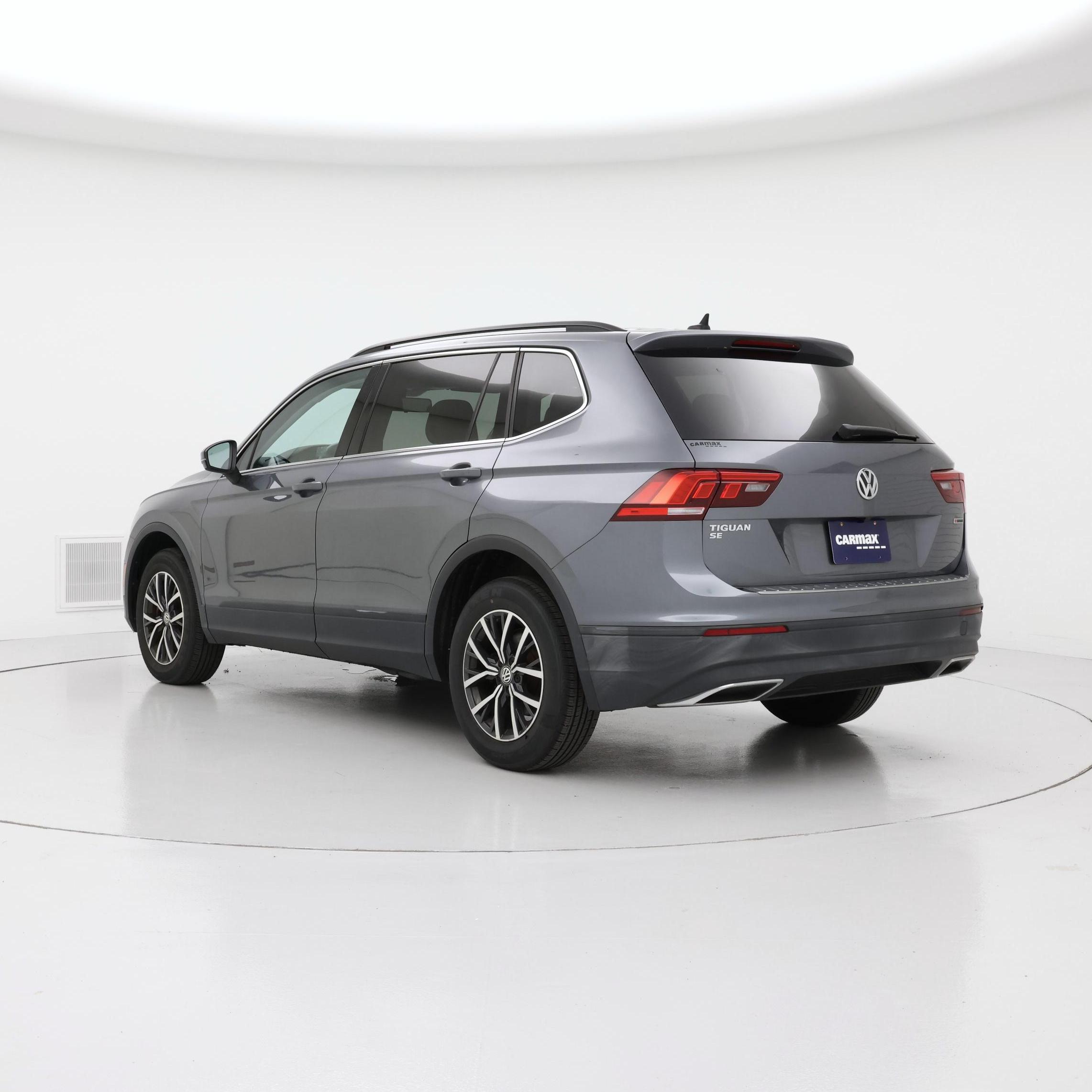 Thumbnail: 2019 Volkswagen Tiguan - 2