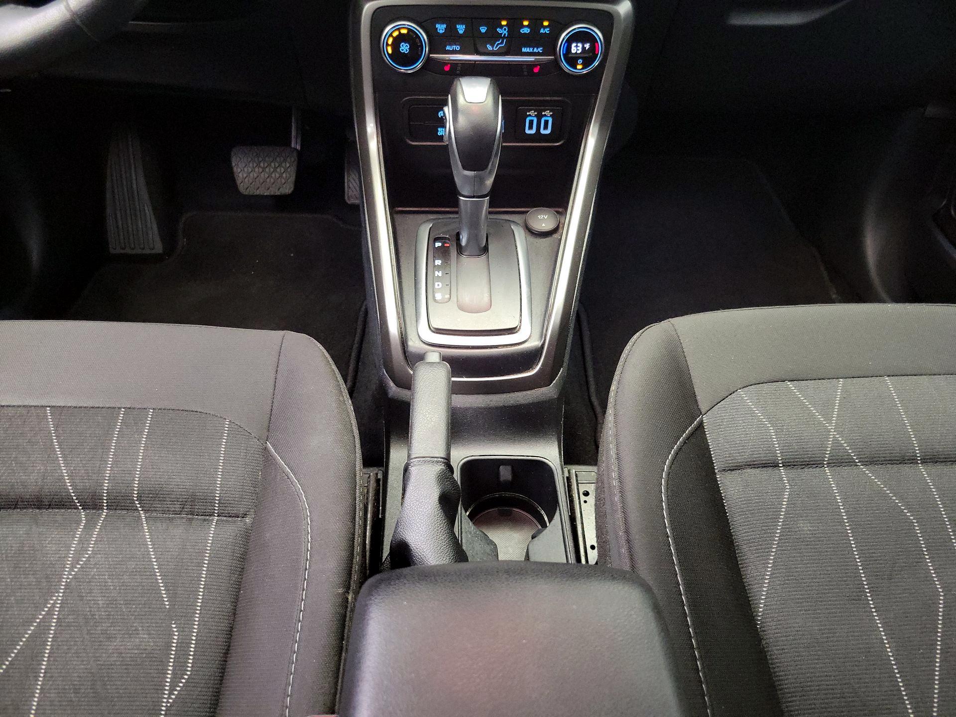 Thumbnail: 2019 Ford EcoSport - 18