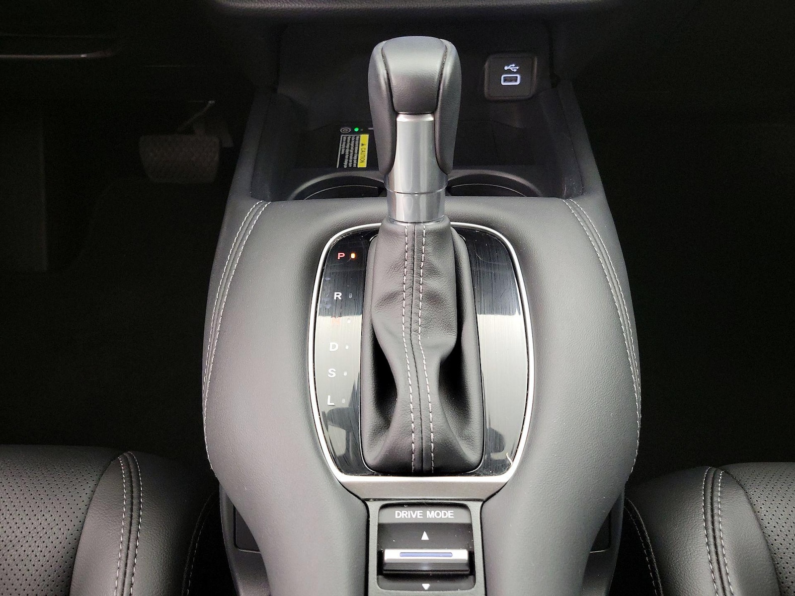 2025 Honda HR-V EX-L - Photo 18