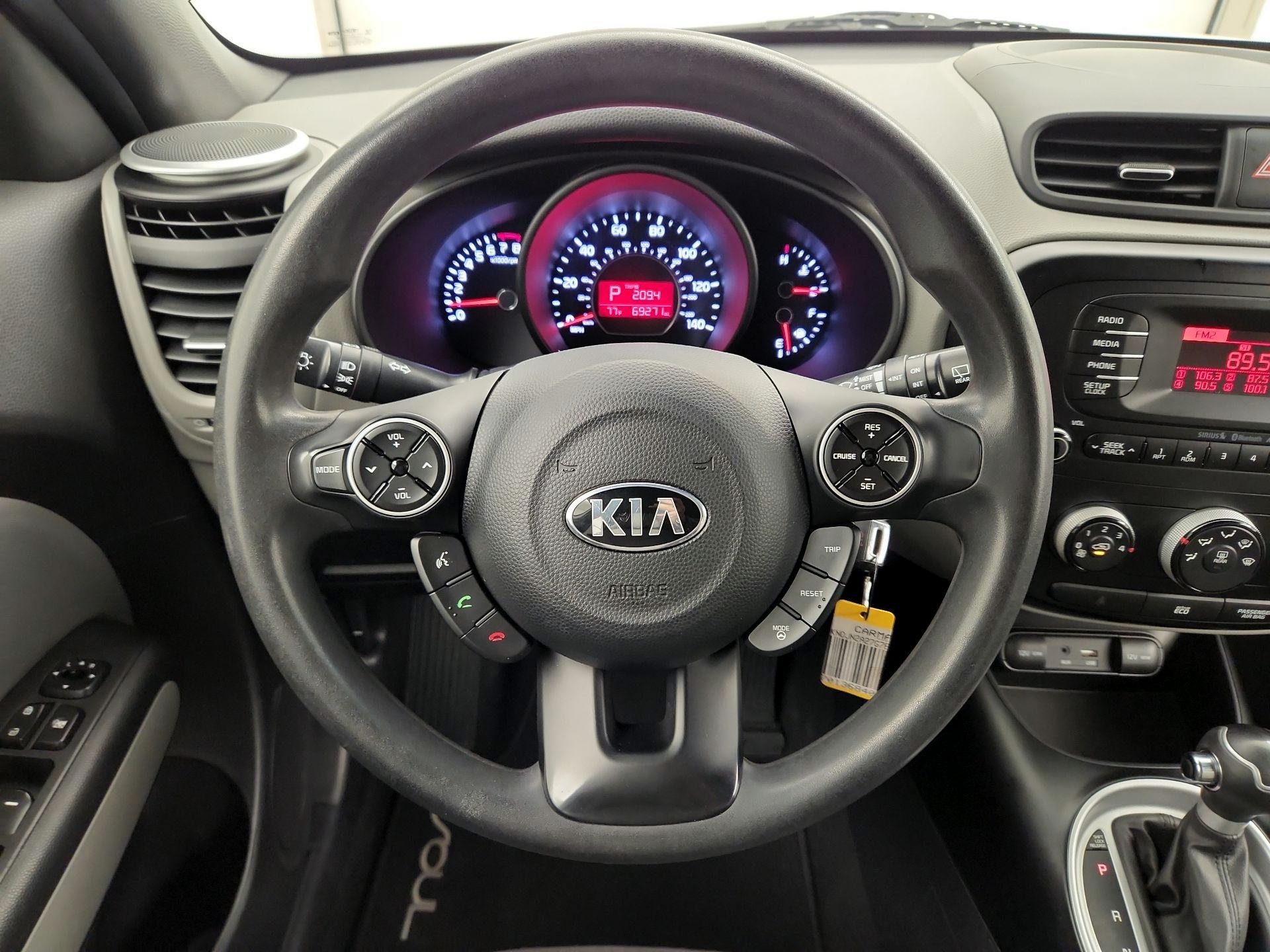Thumbnail: 2016 Kia Soul - 10