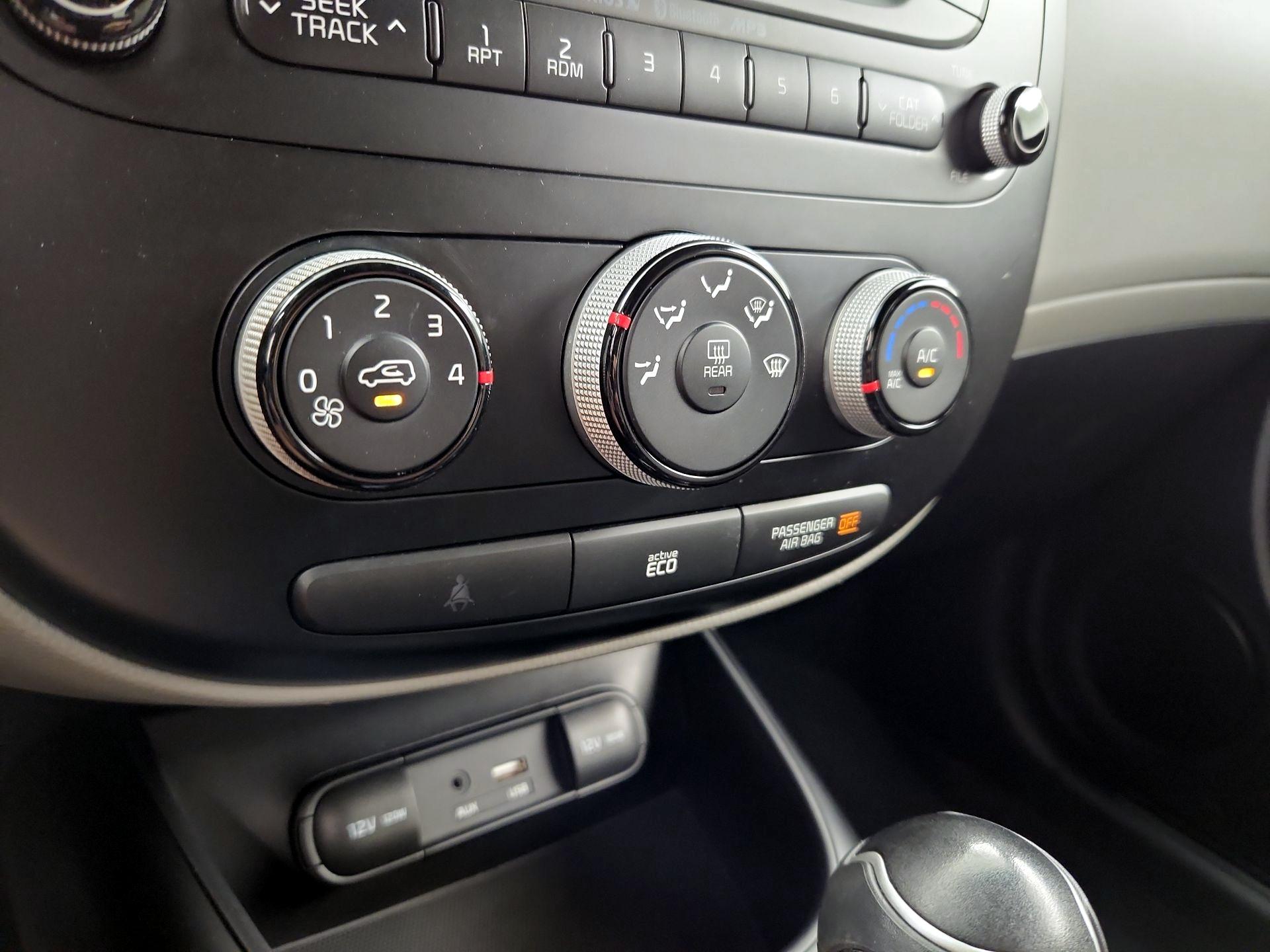 Thumbnail: 2016 Kia Soul - 15