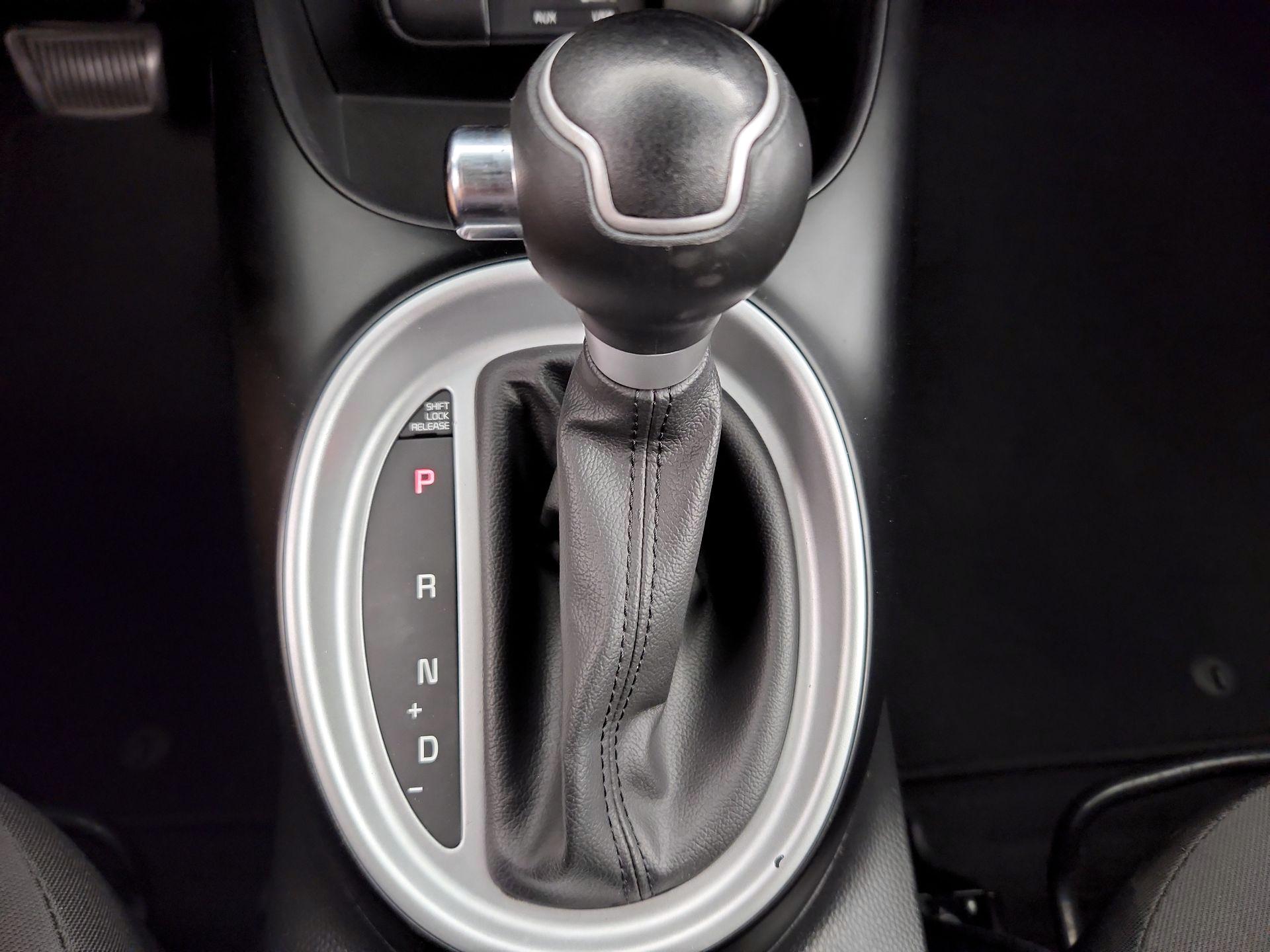 Thumbnail: 2016 Kia Soul - 16