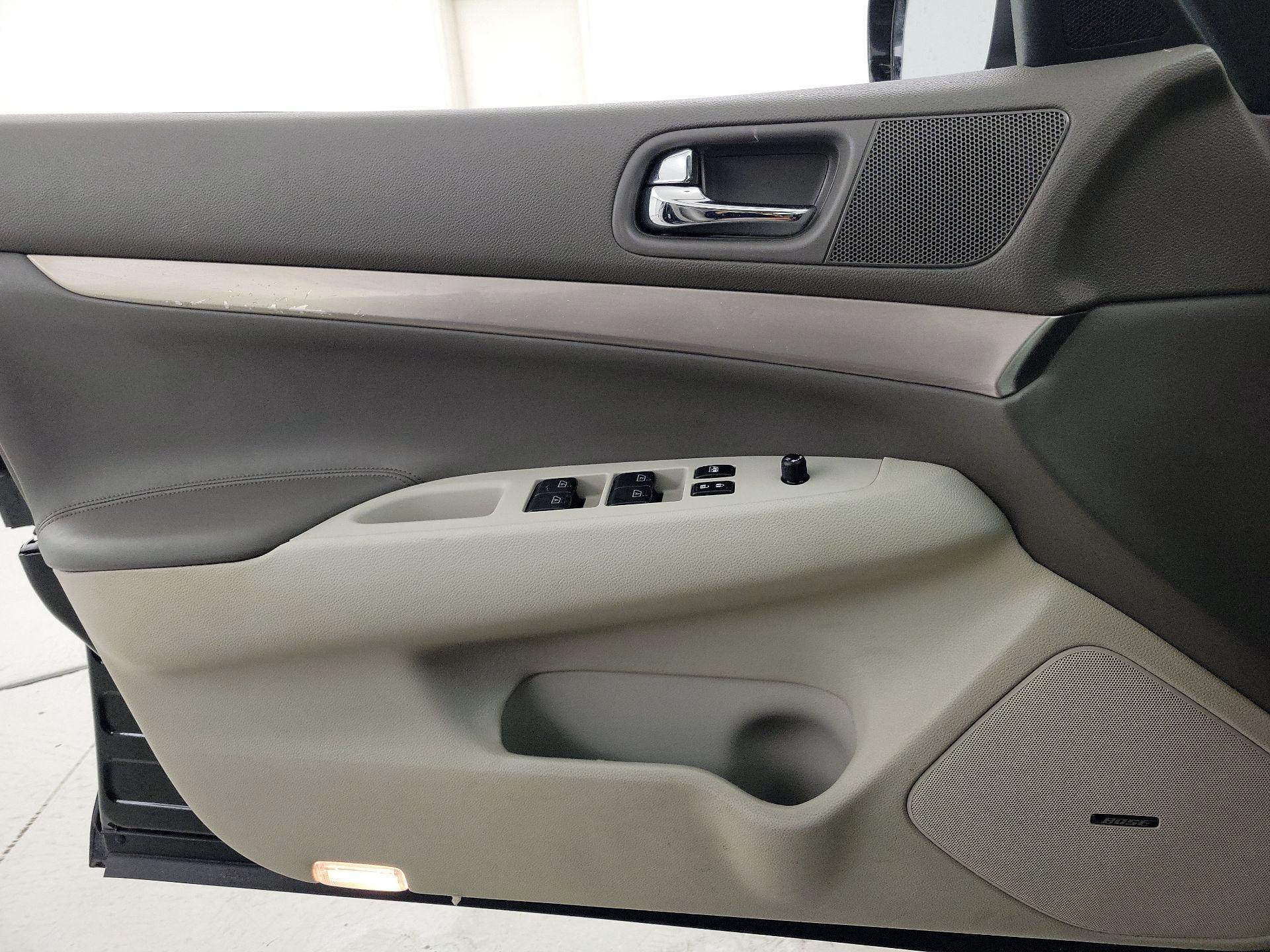 Thumbnail: 2015 INFINITI  - 12