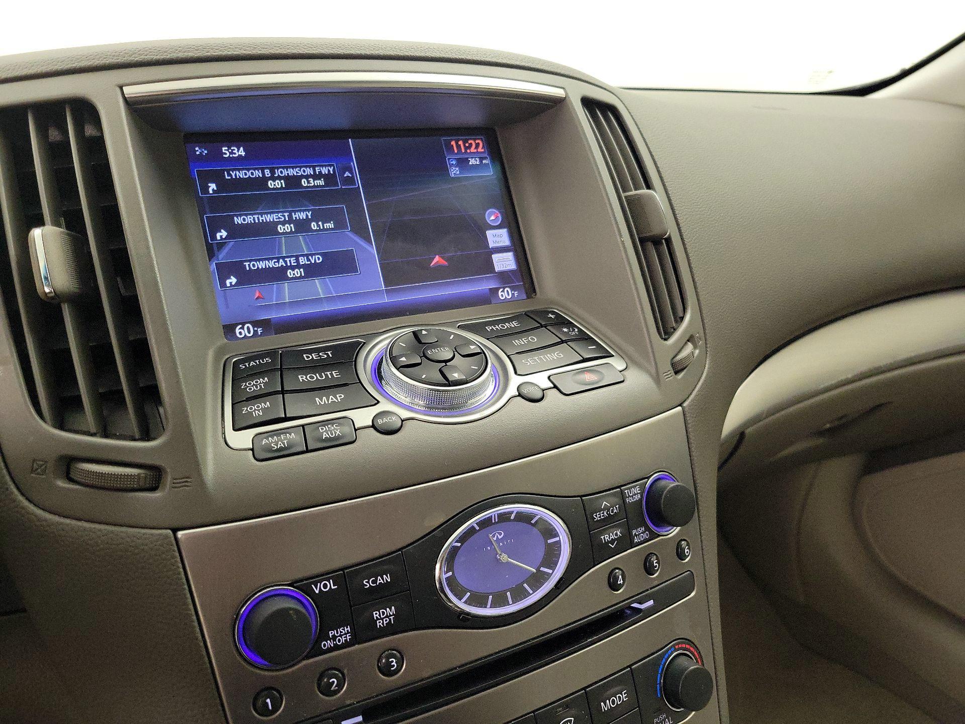 Thumbnail: 2015 INFINITI  - 16