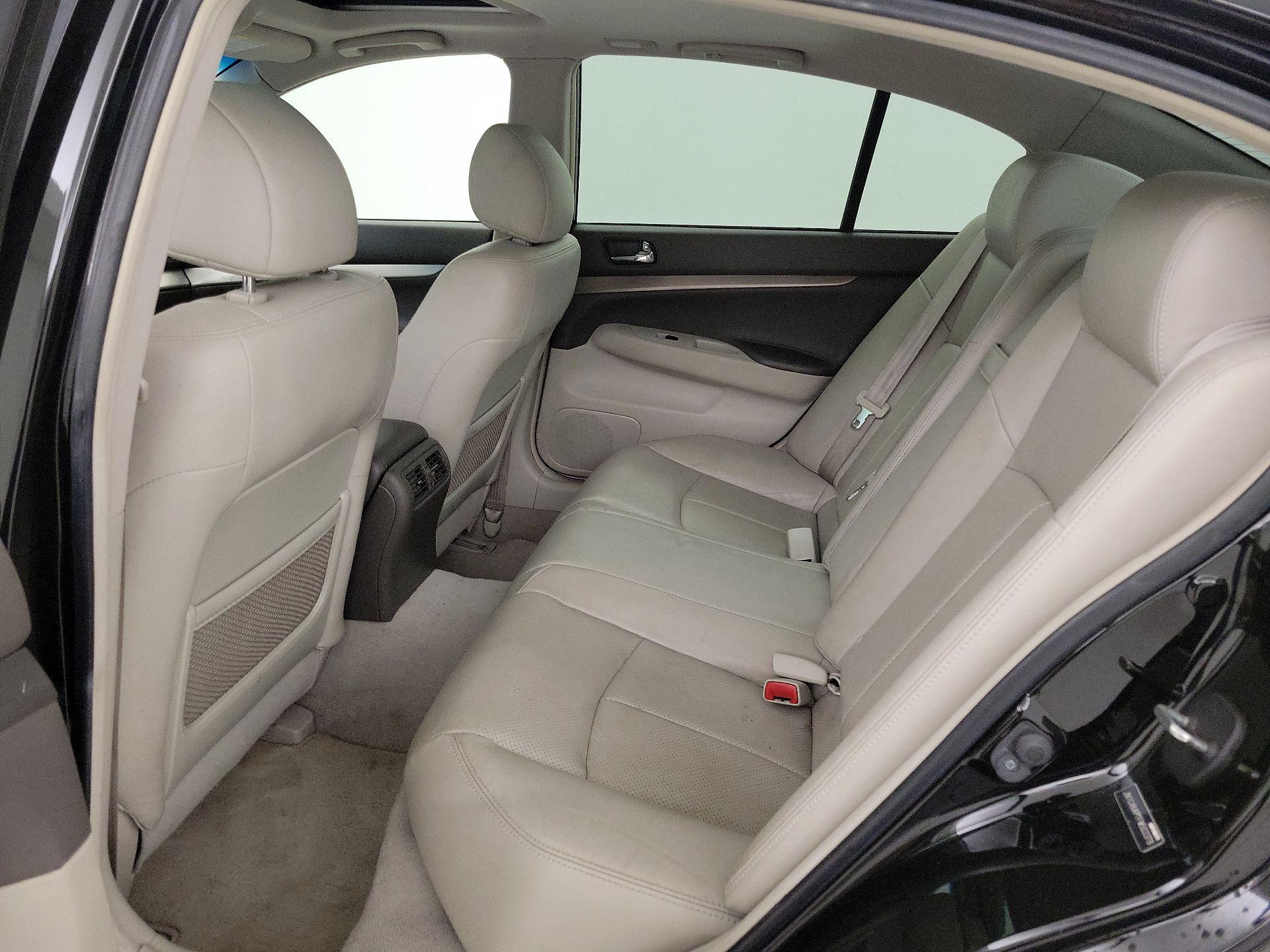 Thumbnail: 2015 INFINITI  - 20
