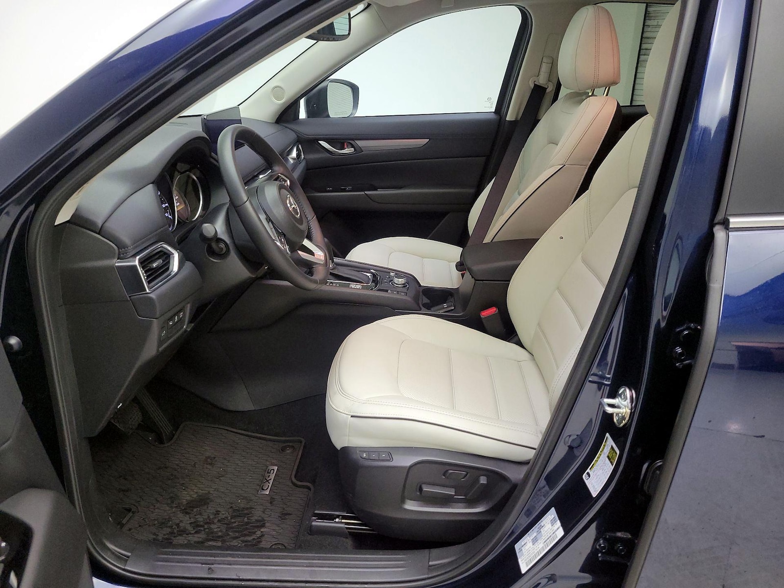 2025 Mazda CX-5 S Preferred package - Photo 12
