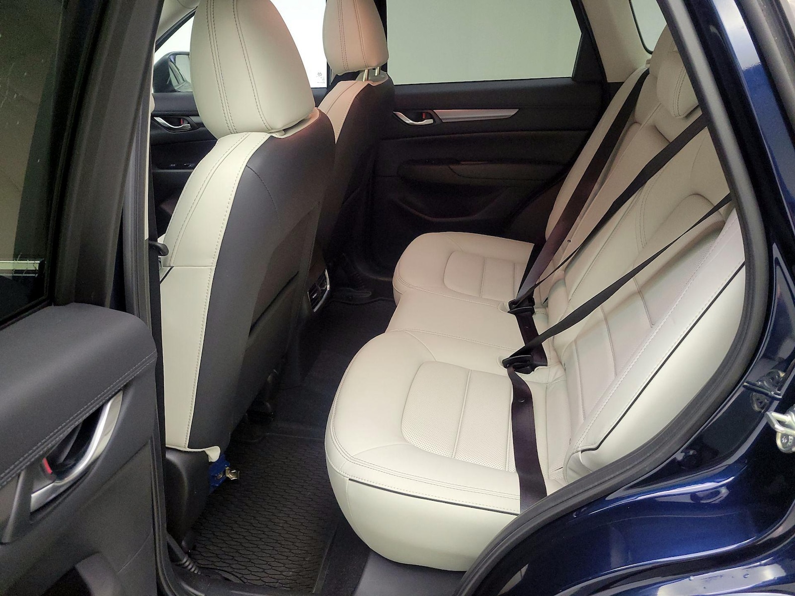 2025 Mazda CX-5 S Preferred package - Photo 21