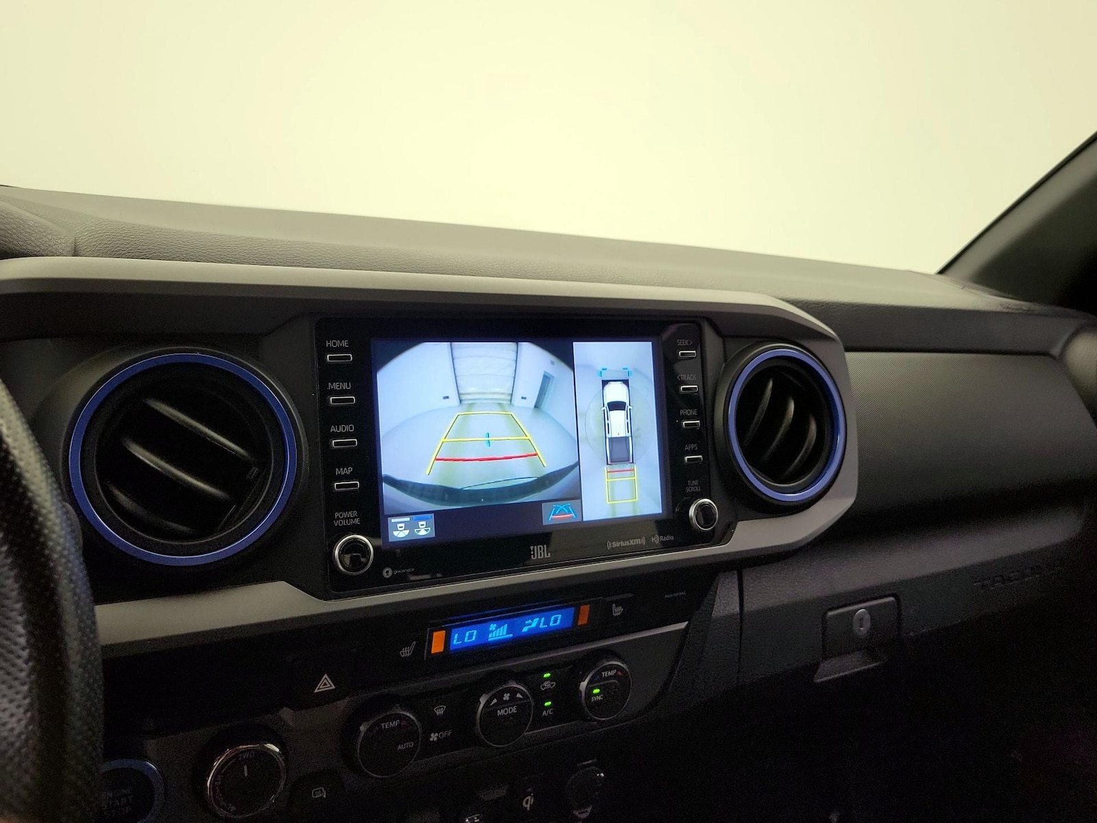 2021 Toyota Tacoma TRD Off Road - Photo 16