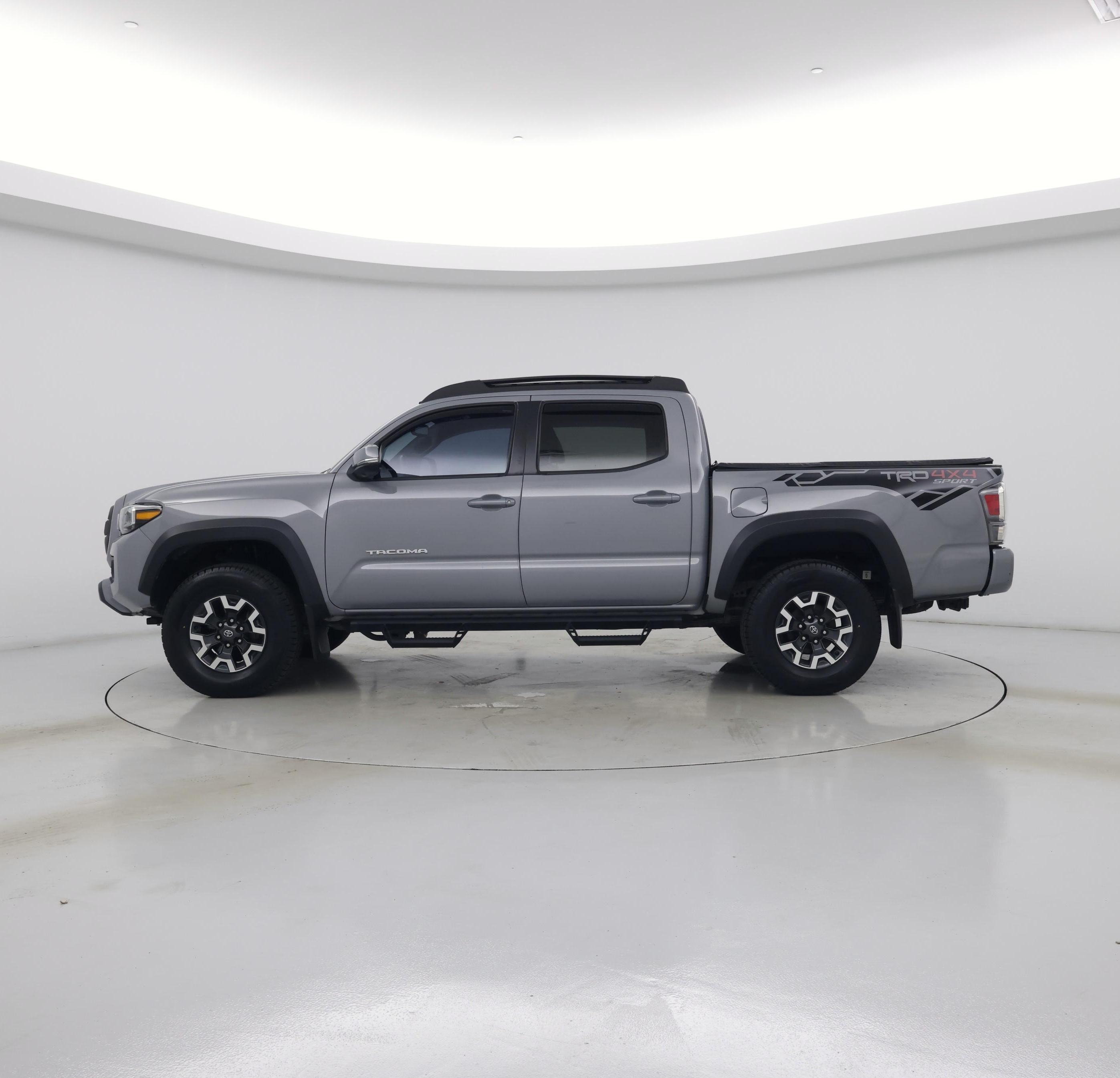 Thumbnail: 2021 Toyota Tacoma - 3