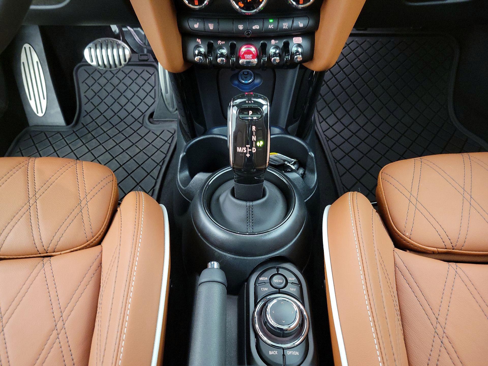 Thumbnail: 2024 MINI Cooper Hardtop - 18