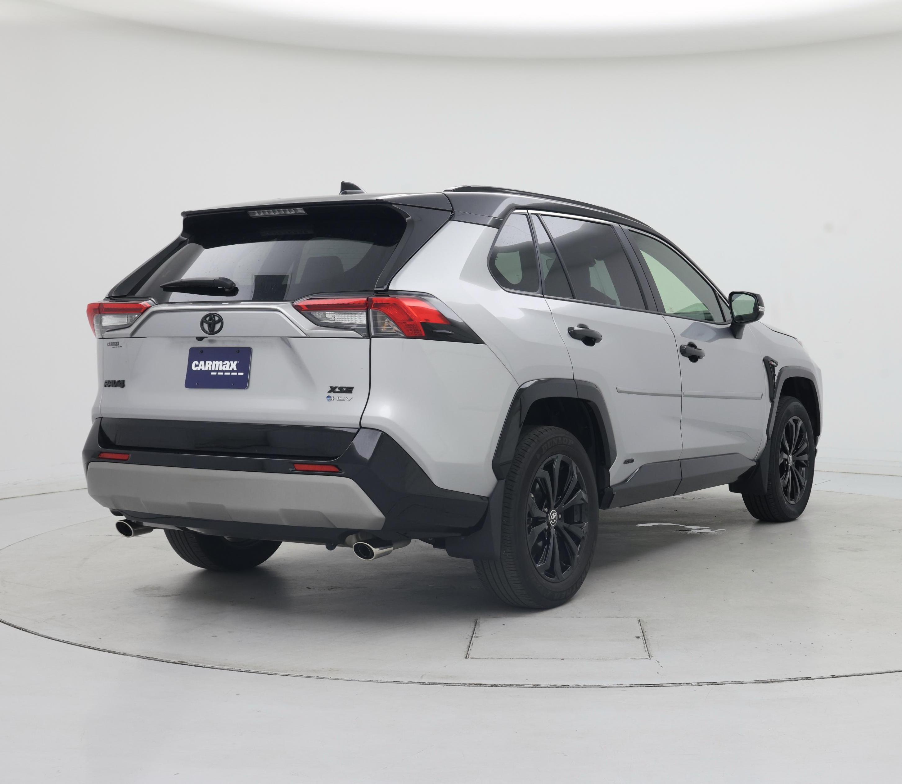 Thumbnail: 2025 Toyota RAV4 - 8