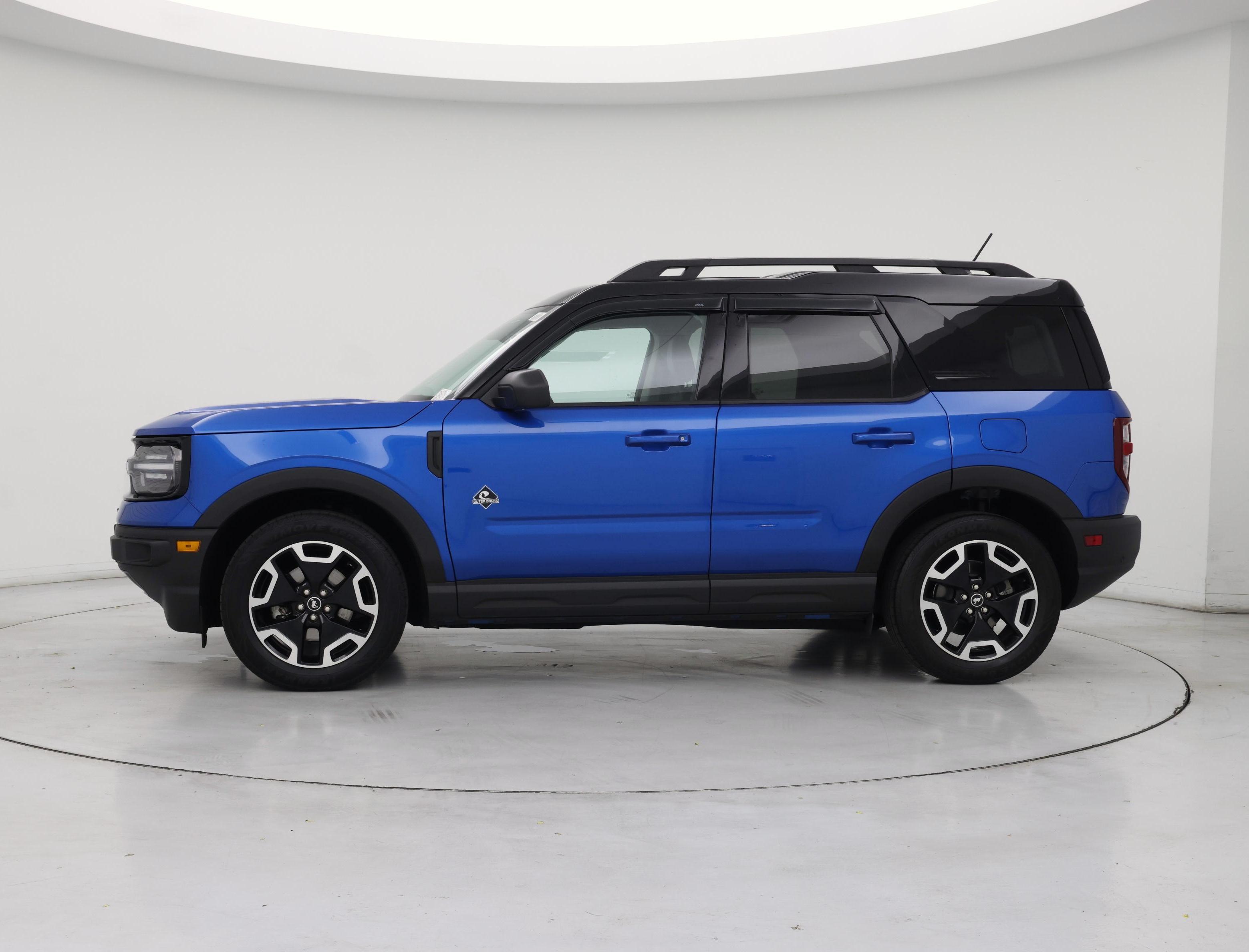 Thumbnail: 2022 Ford Bronco Sport - 3