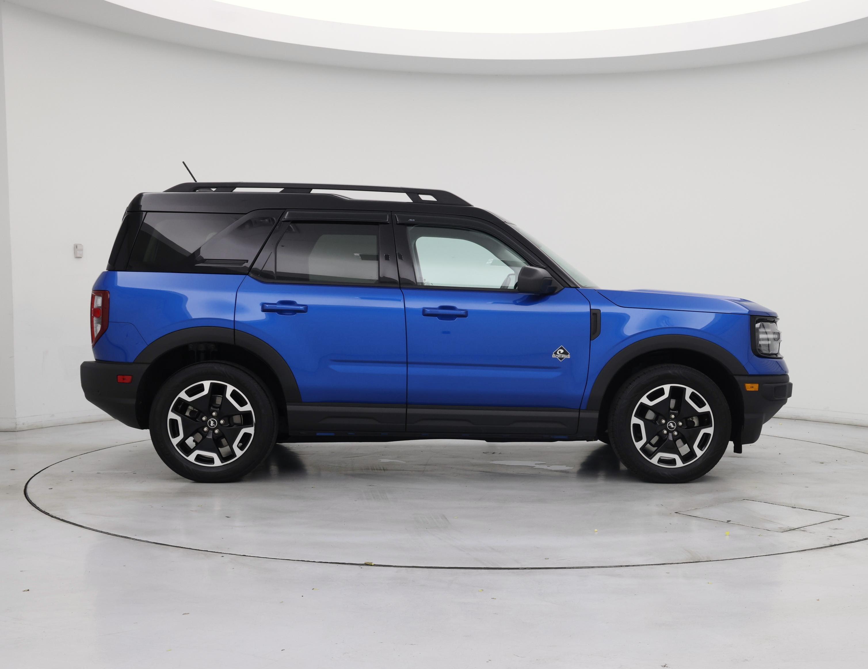 Thumbnail: 2022 Ford Bronco Sport - 7