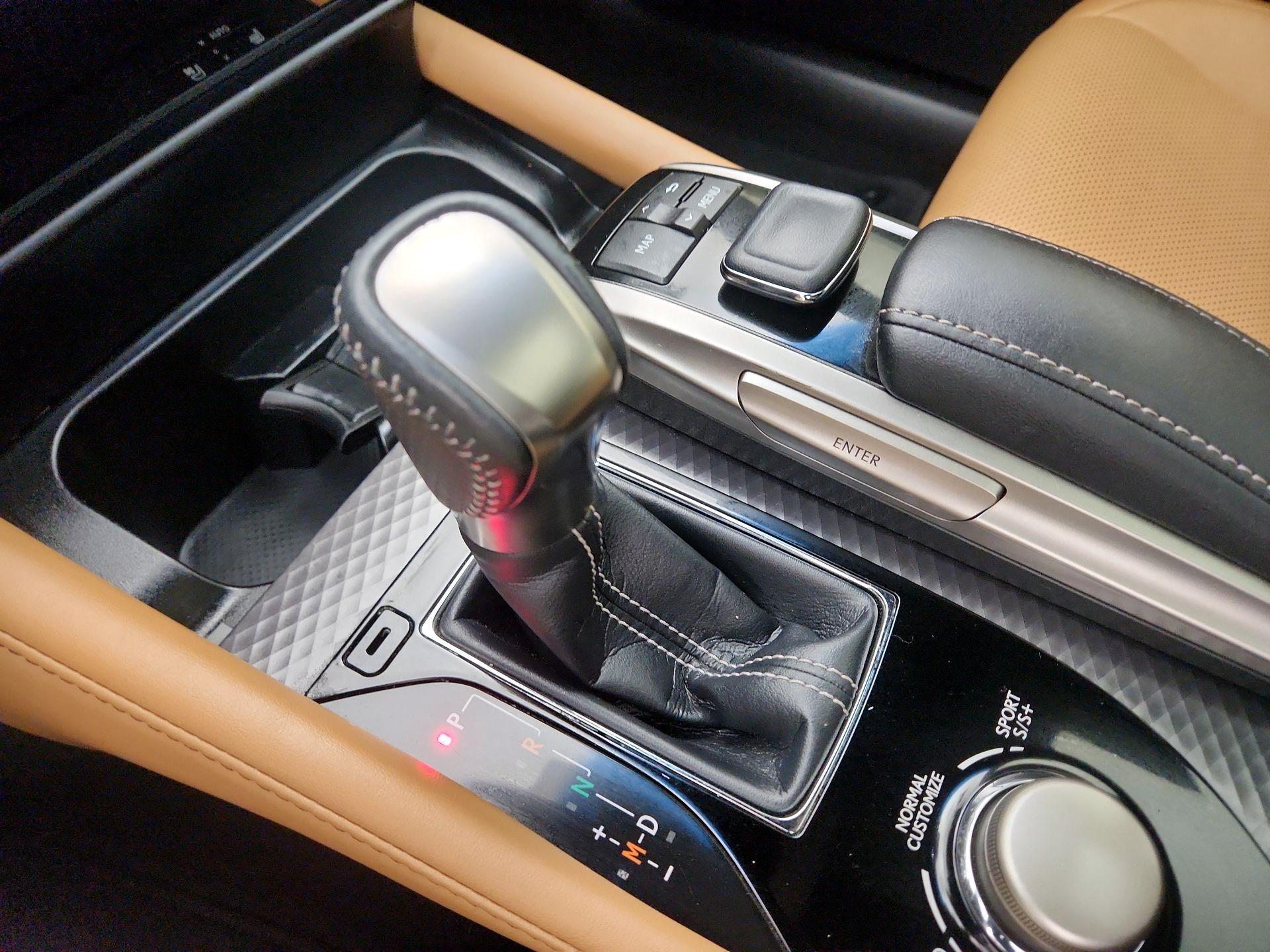 Thumbnail: 2018 Lexus GS - 17