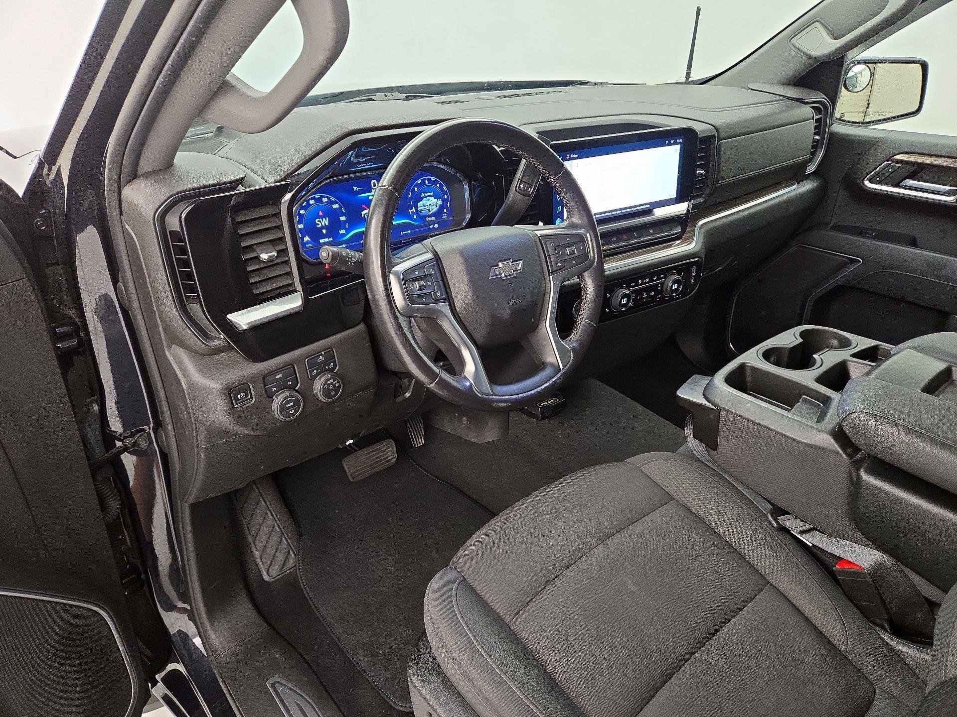 Thumbnail: 2022 Chevrolet Silverado 1500 - 11