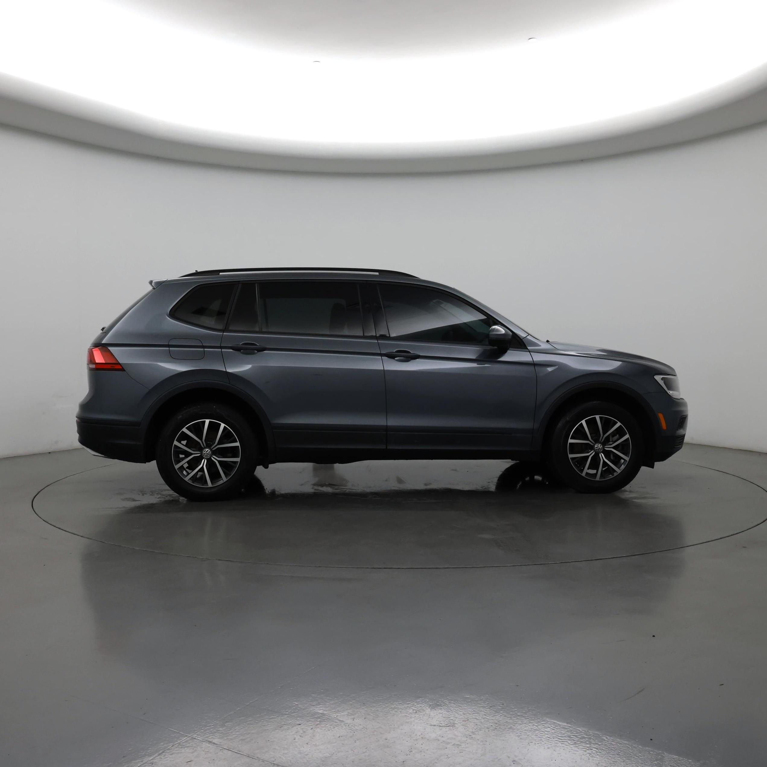 Thumbnail: 2021 Volkswagen Tiguan - 7