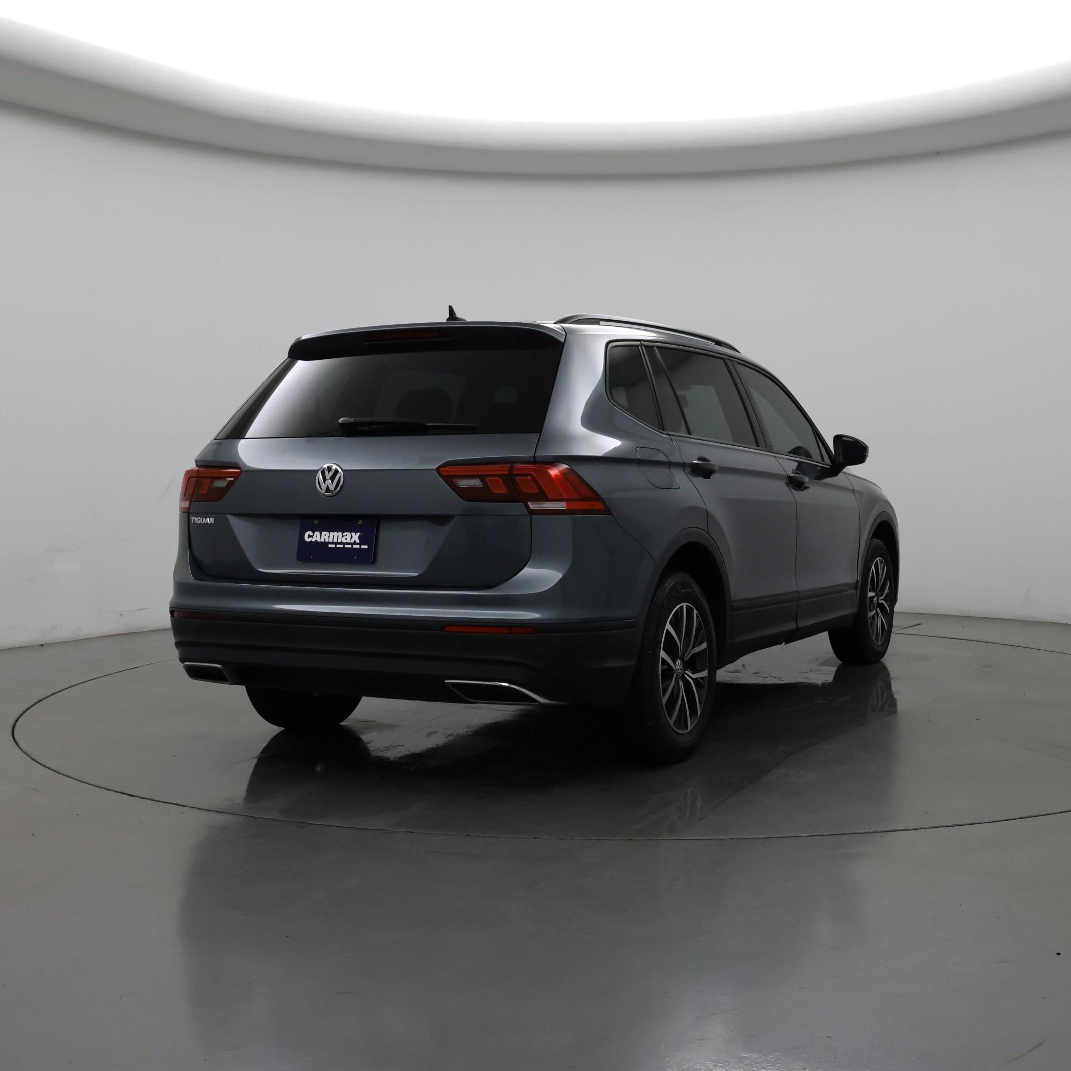 Thumbnail: 2021 Volkswagen Tiguan - 8