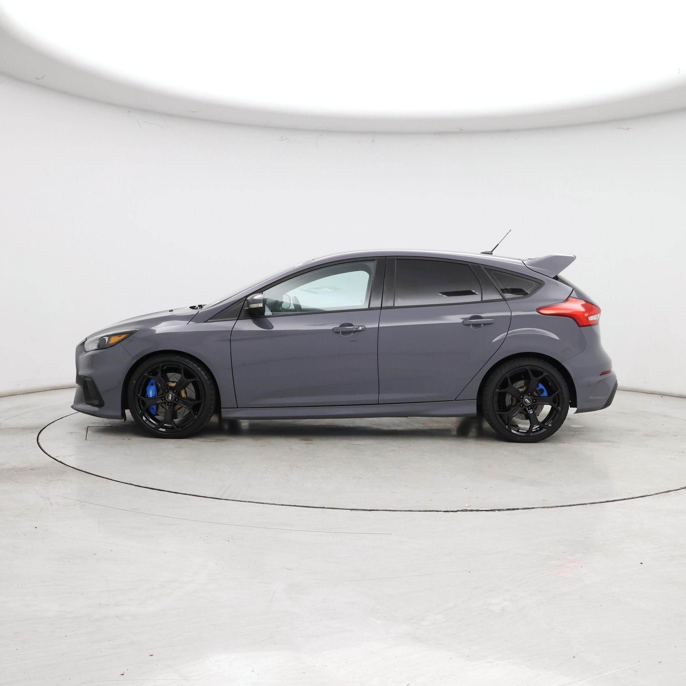 Thumbnail: 2017 Ford Focus - 3