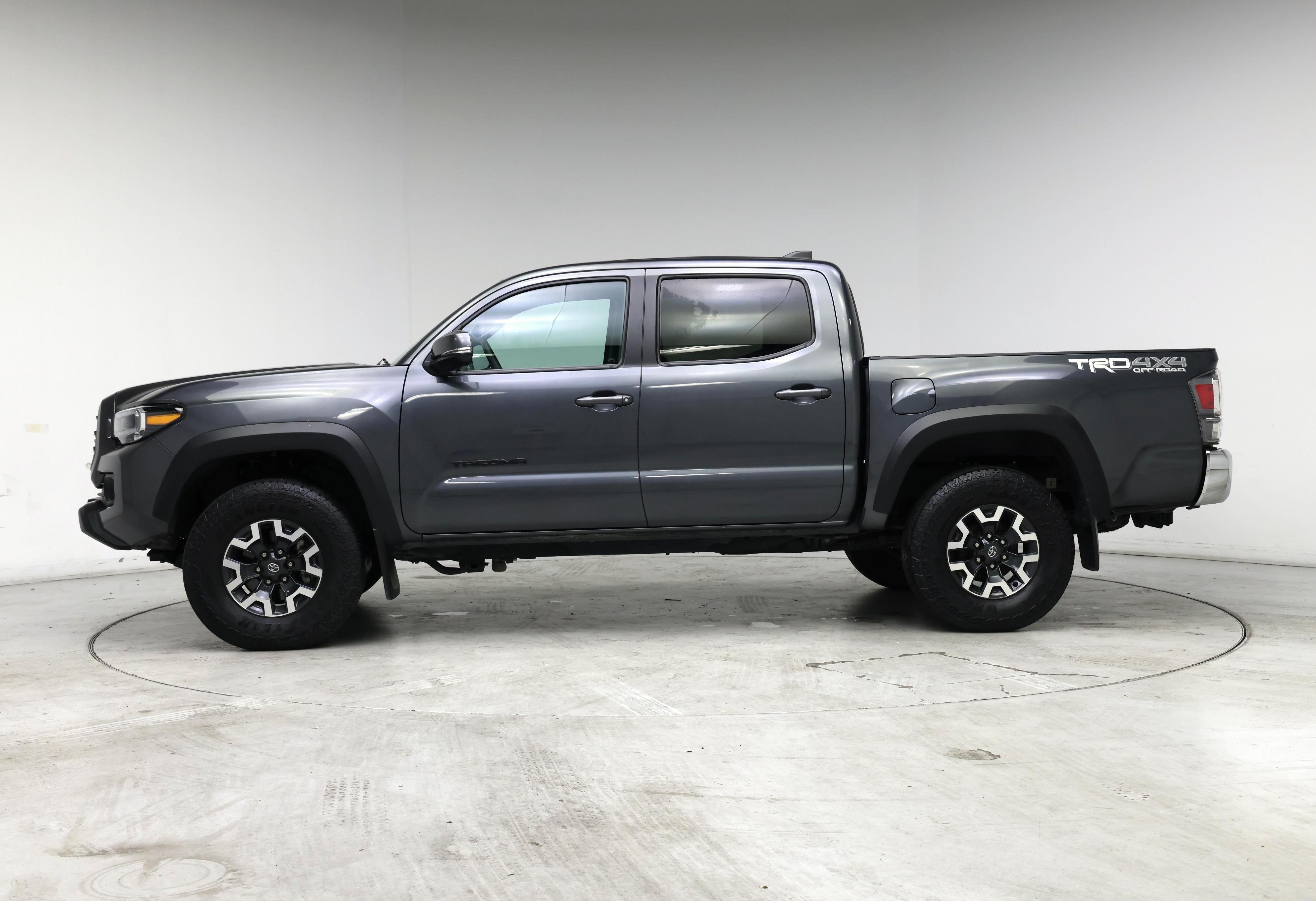 Thumbnail: 2023 Toyota Tacoma - 3