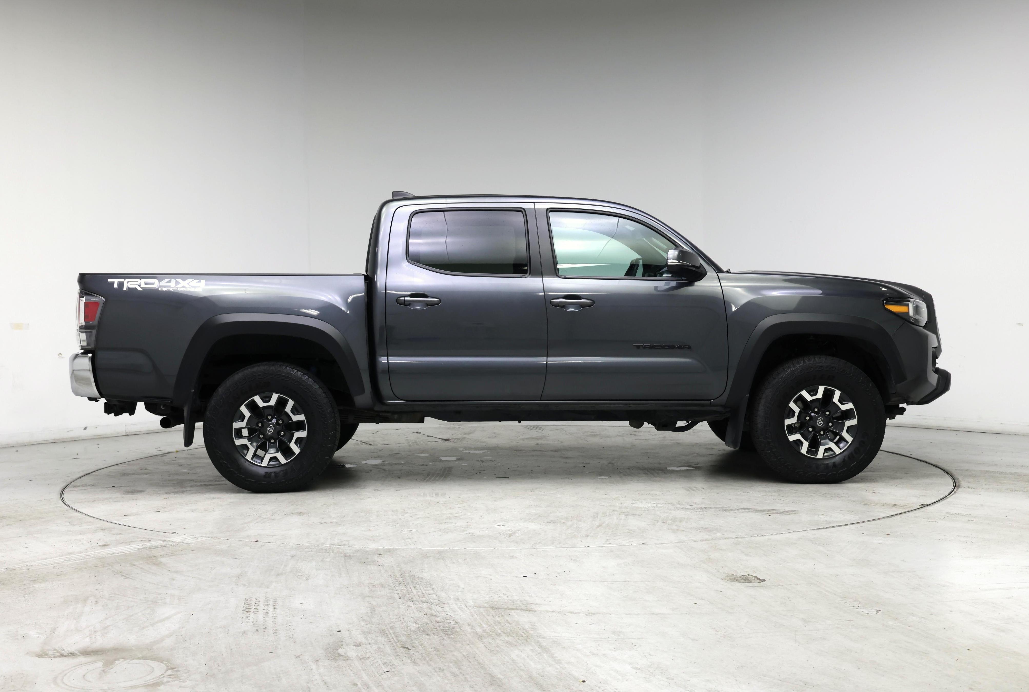 Thumbnail: 2023 Toyota Tacoma - 7