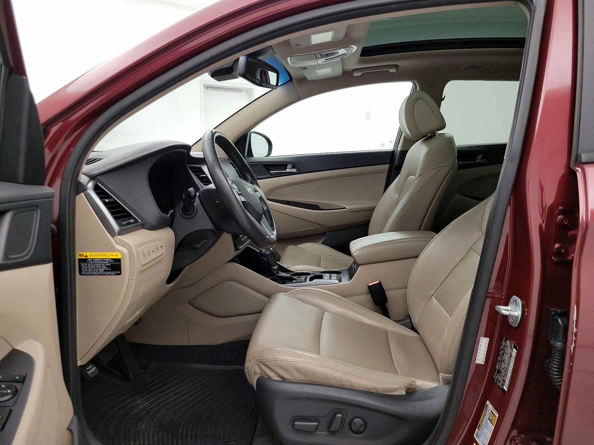 Thumbnail: 2016 Hyundai Tucson - 11