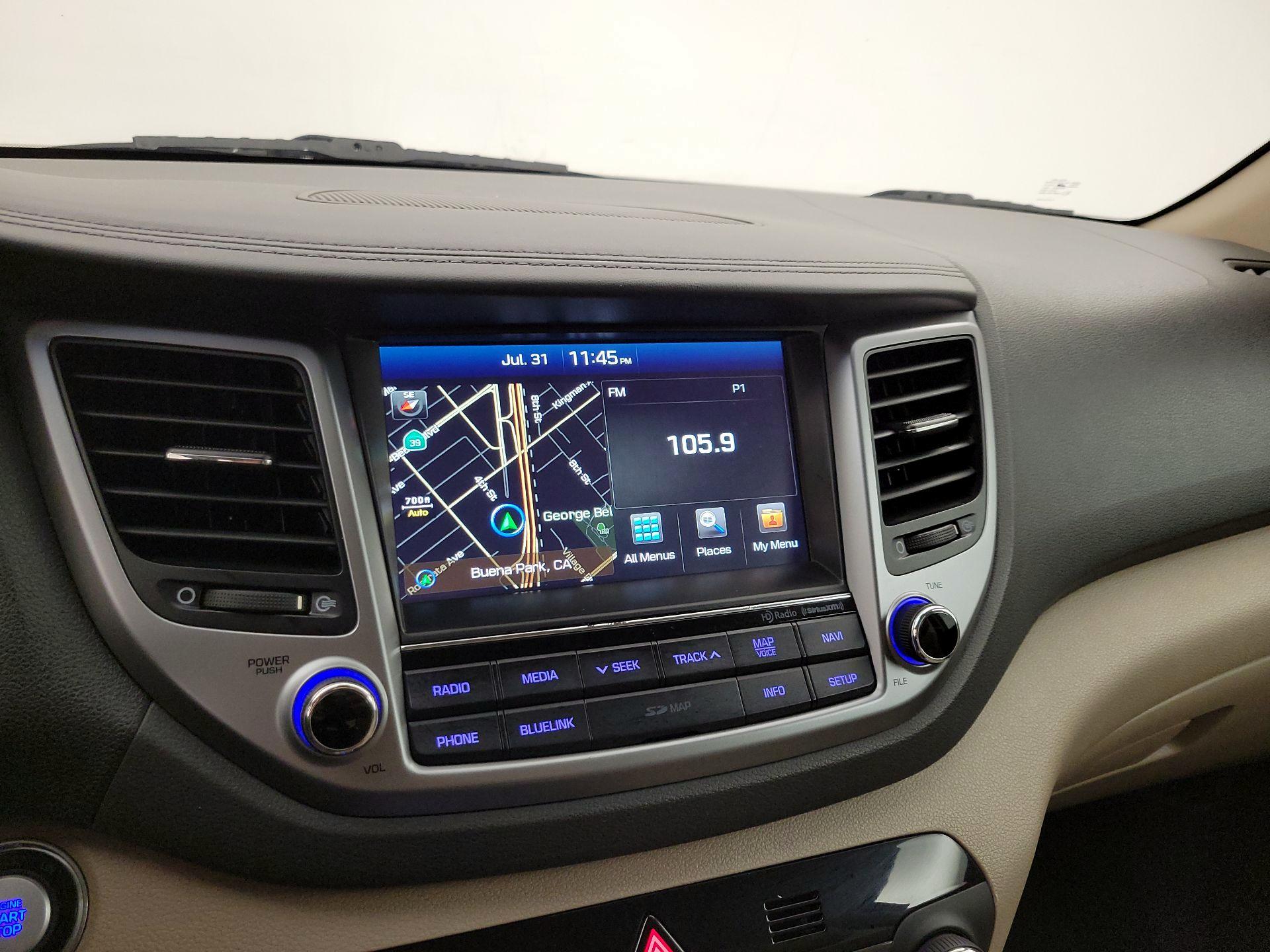 Thumbnail: 2016 Hyundai Tucson - 16