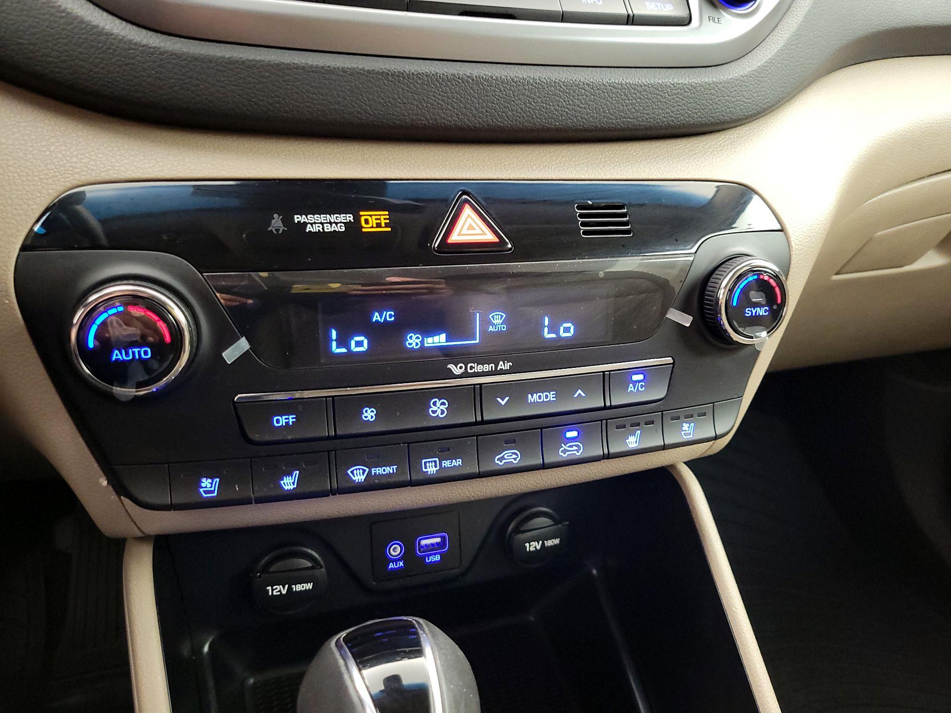 Thumbnail: 2016 Hyundai Tucson - 17