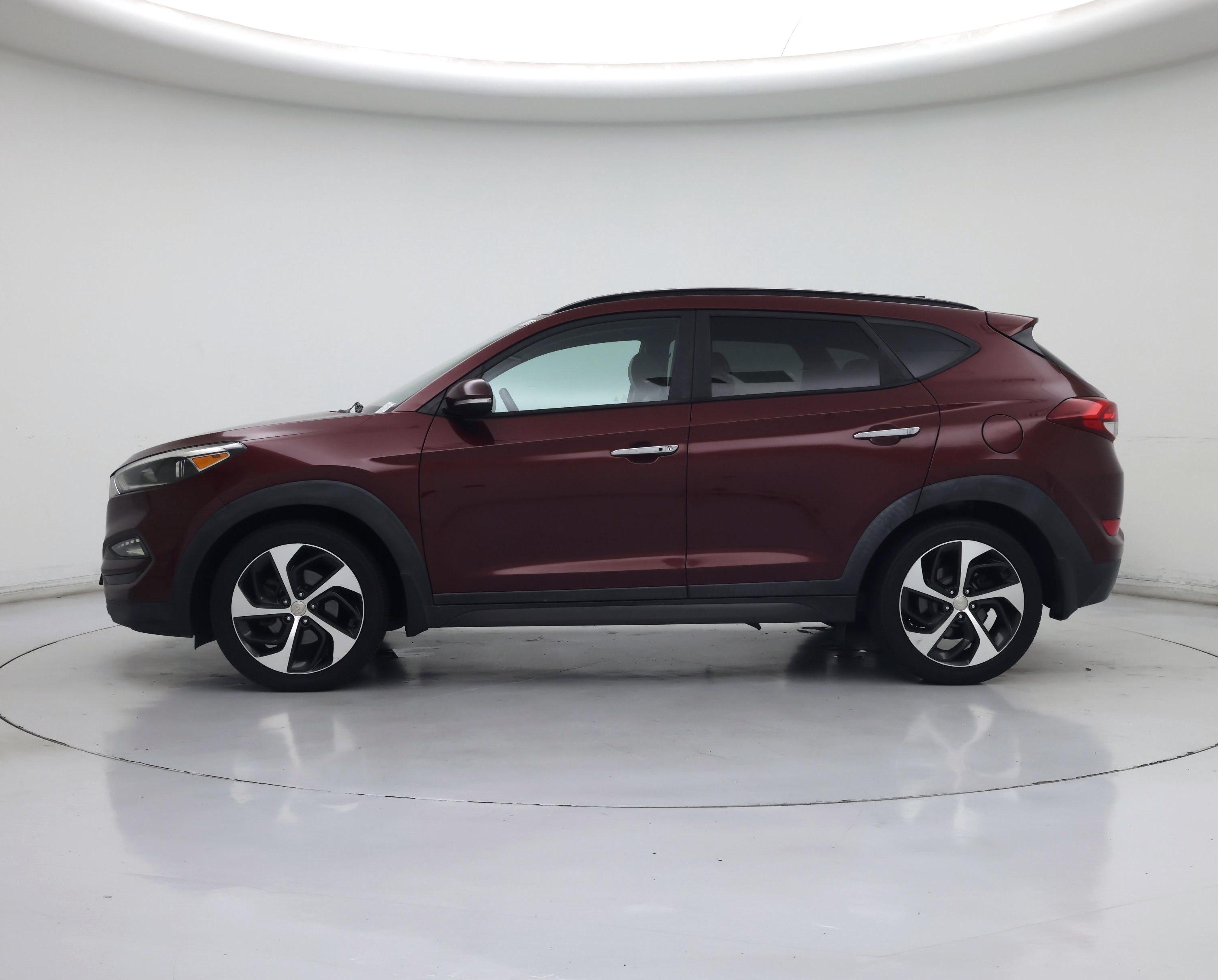 Thumbnail: 2016 Hyundai Tucson - 3