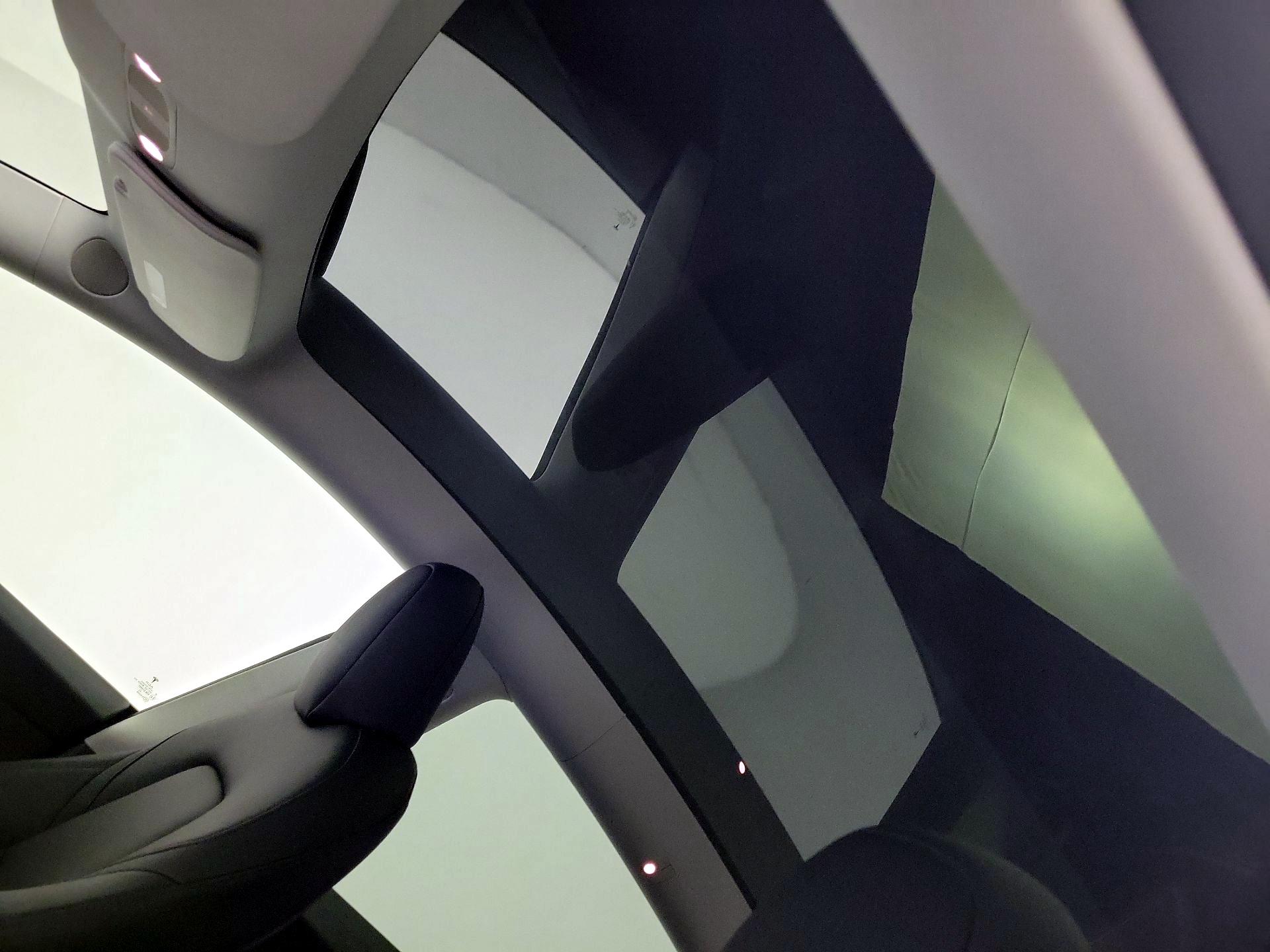 Thumbnail: 2023 Tesla Model Y - 19