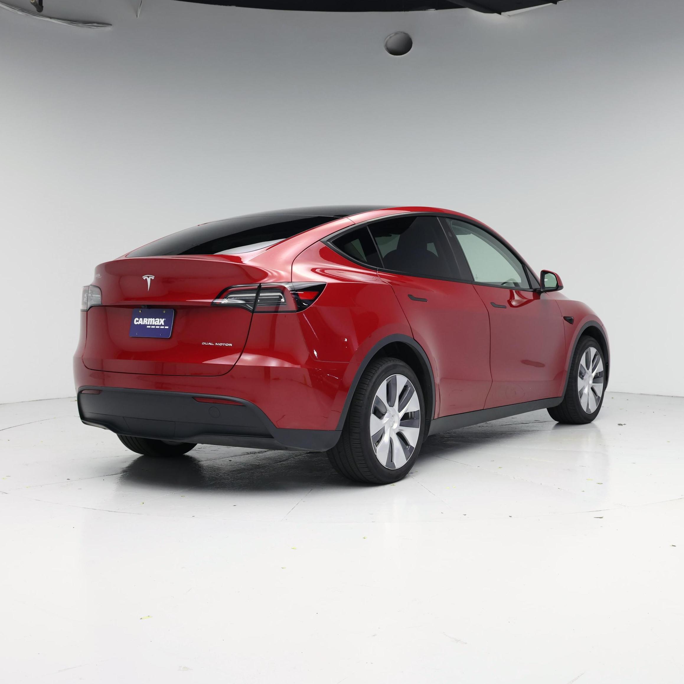 Thumbnail: 2023 Tesla Model Y - 8