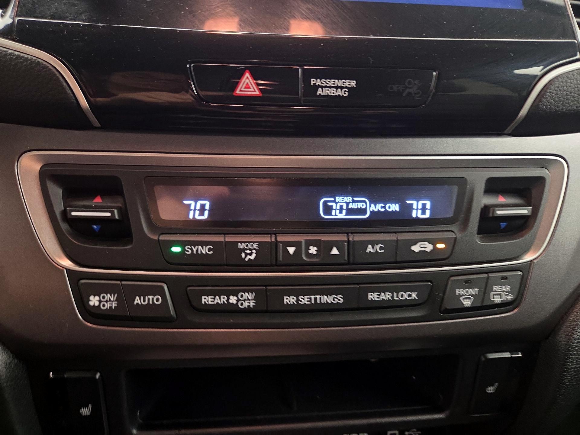 Thumbnail: 2020 Honda Pilot - 16
