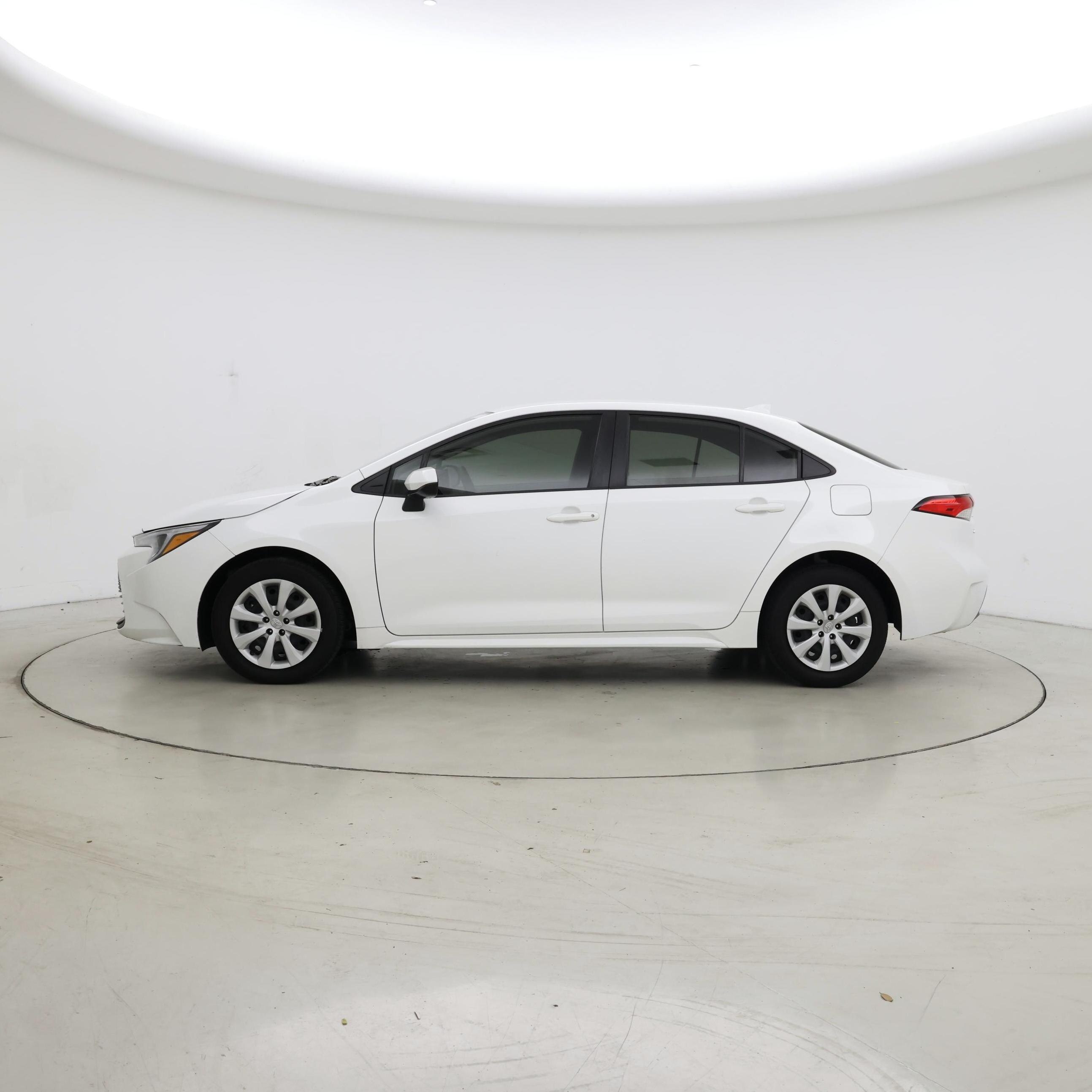 Thumbnail: 2023 Toyota Corolla - 3